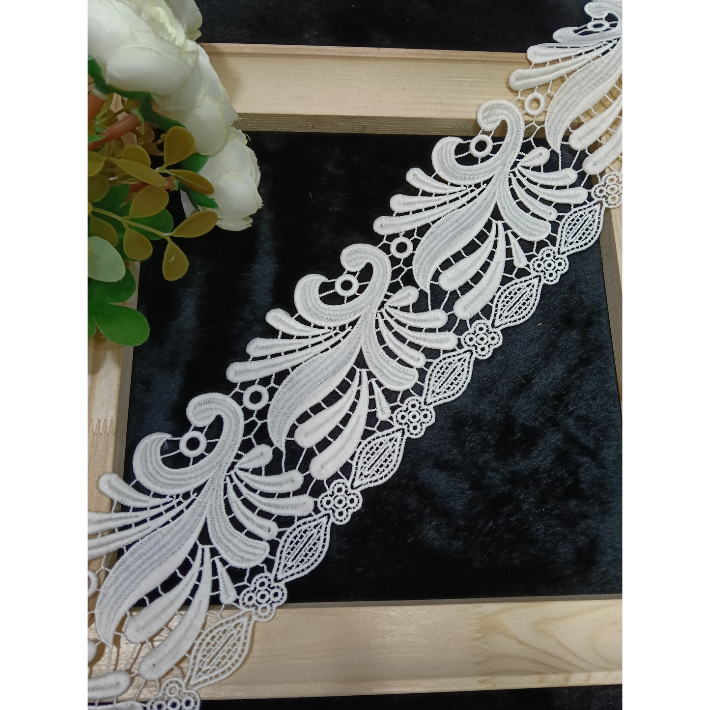 Pure Crochet Lace — Everyday Boutique Casual Styling CR4193
