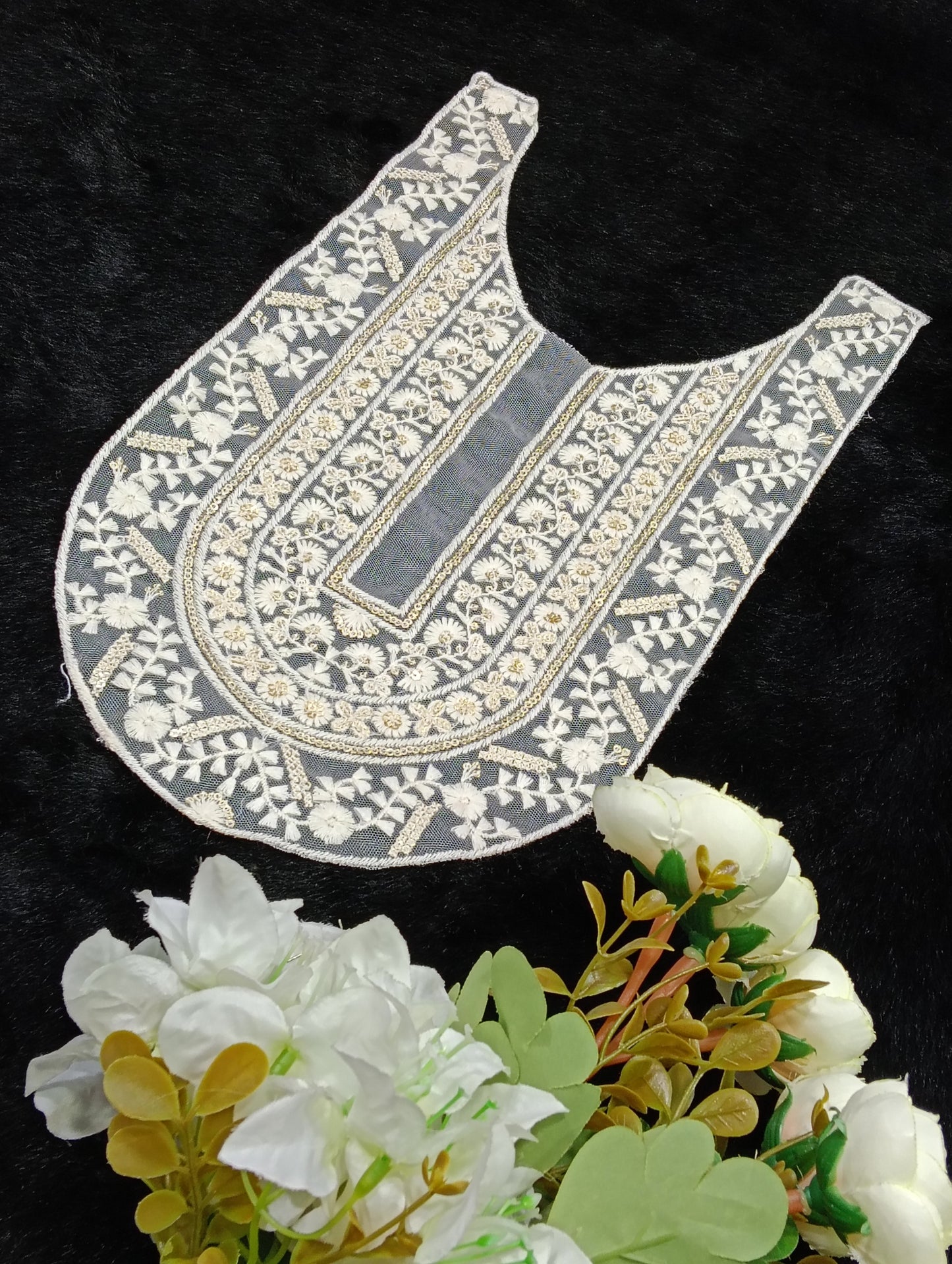 Embroidered Neck Patch Design NE1113