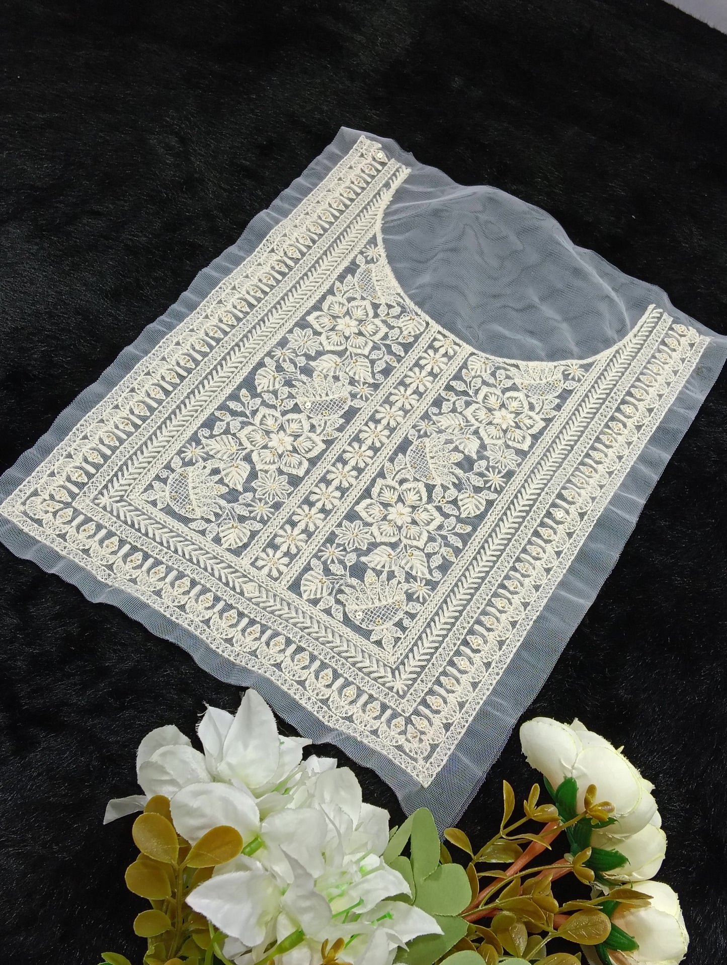 Sample Embroidered Neck Patch Design NE382