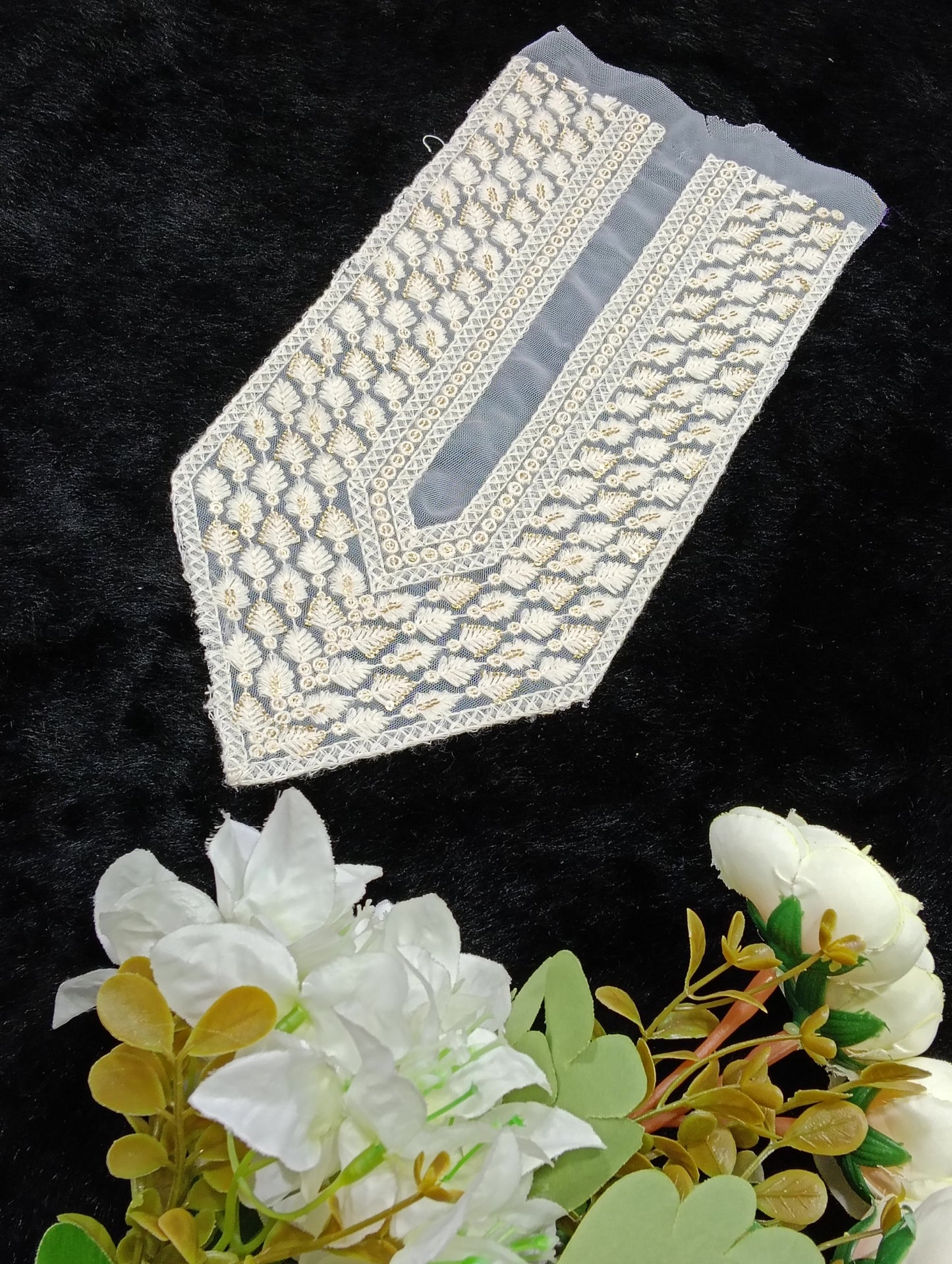 Sample Embroidered Neck Patch Design NE290