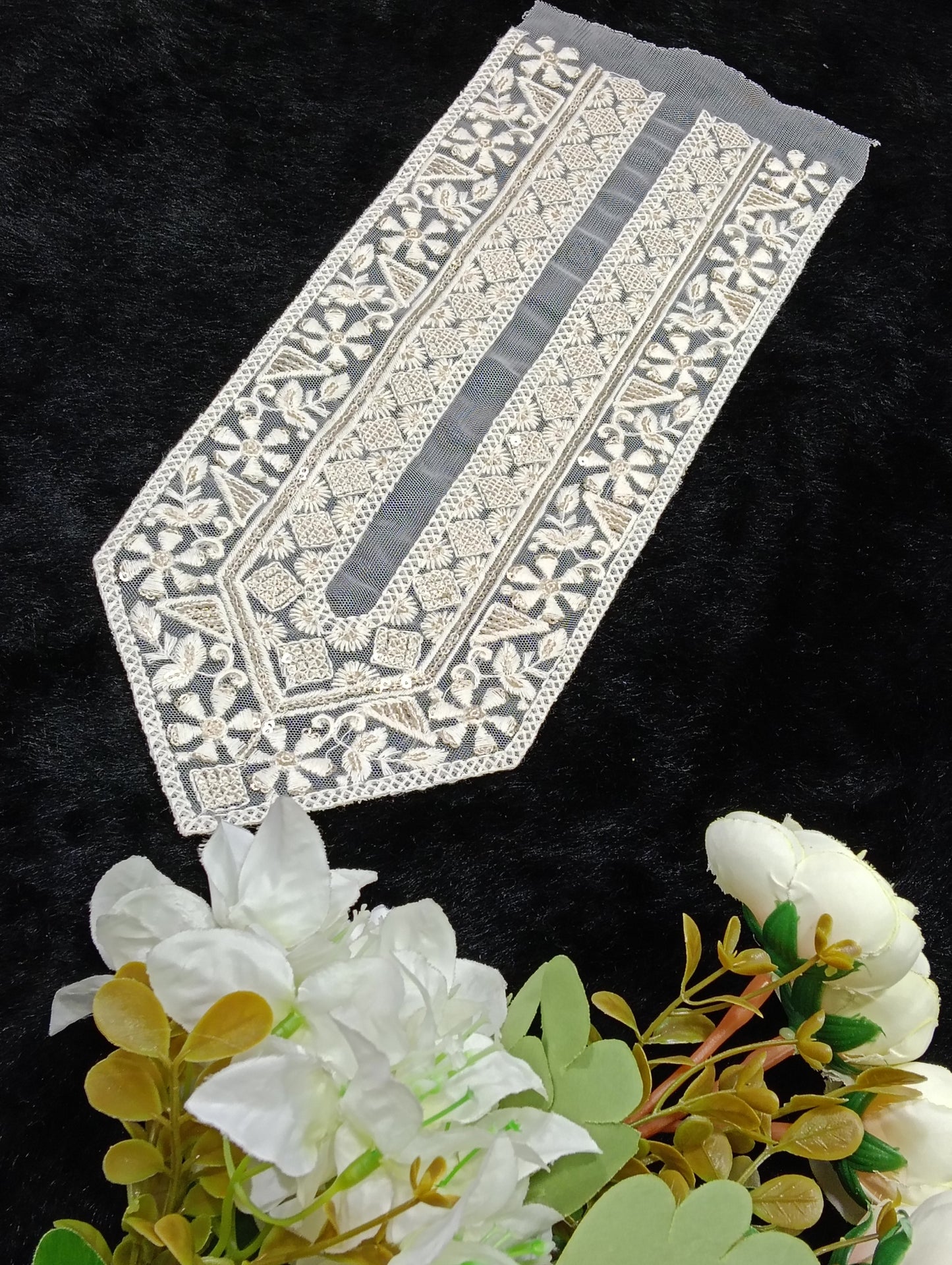 Sample Embroidered Neck Patch Design NE1111