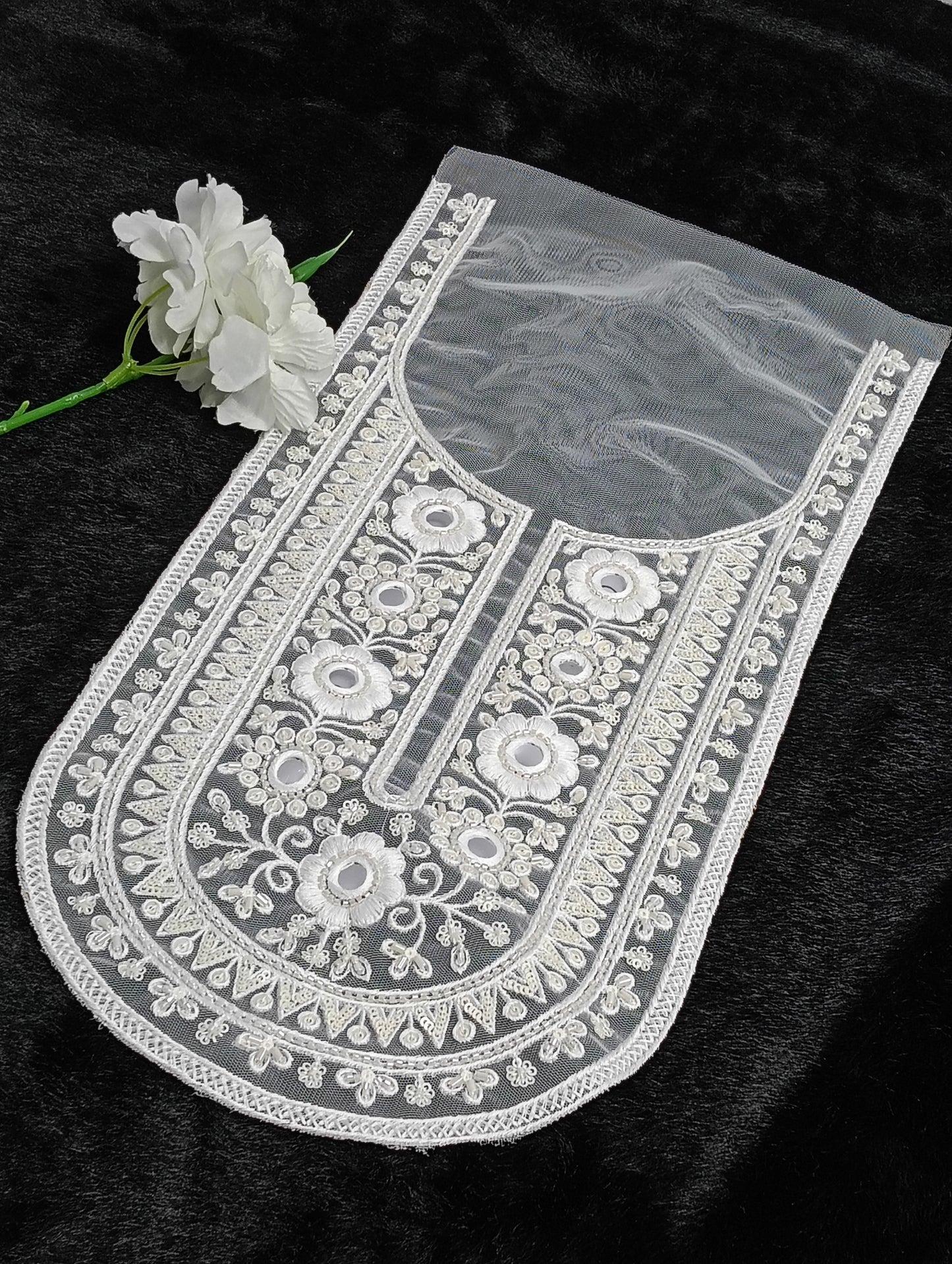 Embroidered Neck Patch Design NE1395