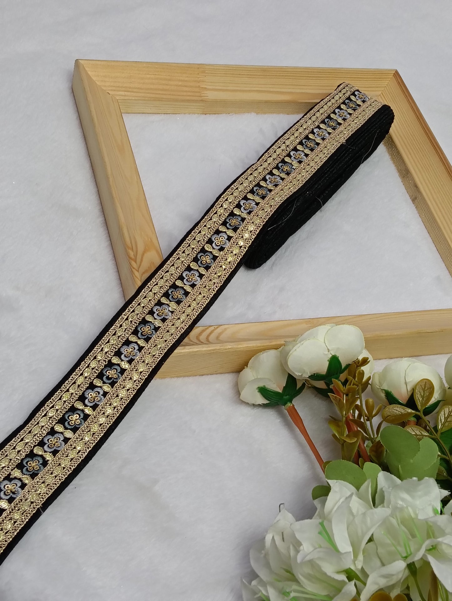Embroidery Lace Jari Border