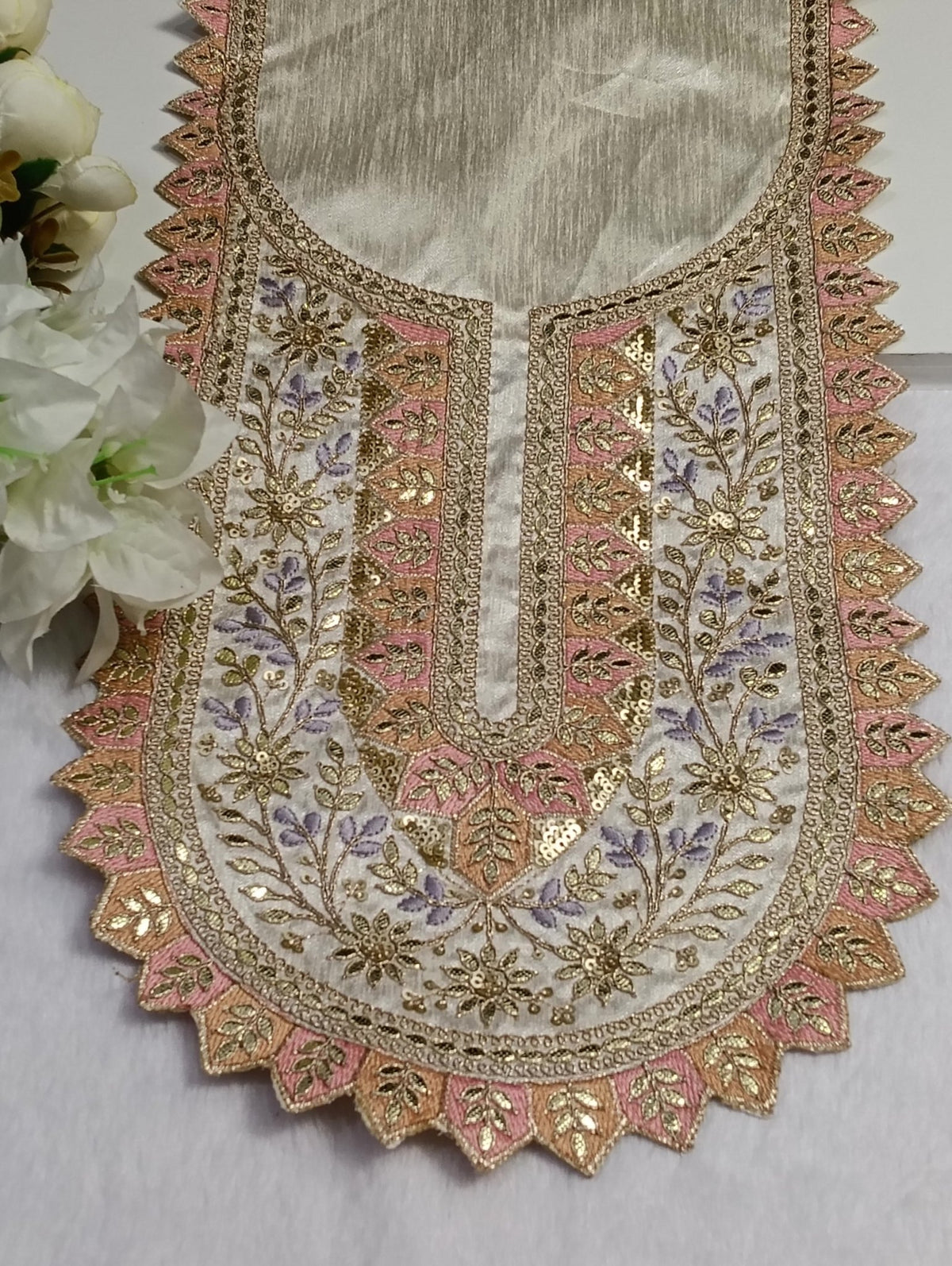 Embroidered Neck Patch Design NE1315 - Artiza Lace