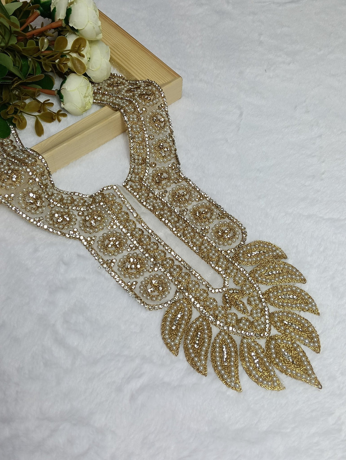 Embroidered Neck Patch Design NE660 - Artiza Lace