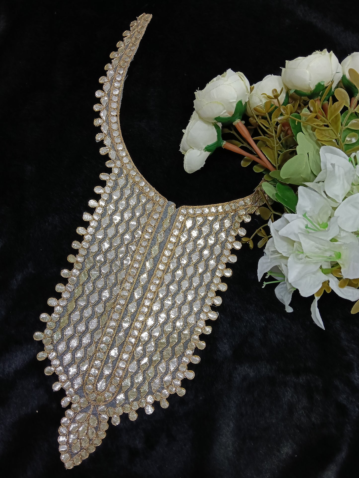 Embroidered Neck Patch Design NE3