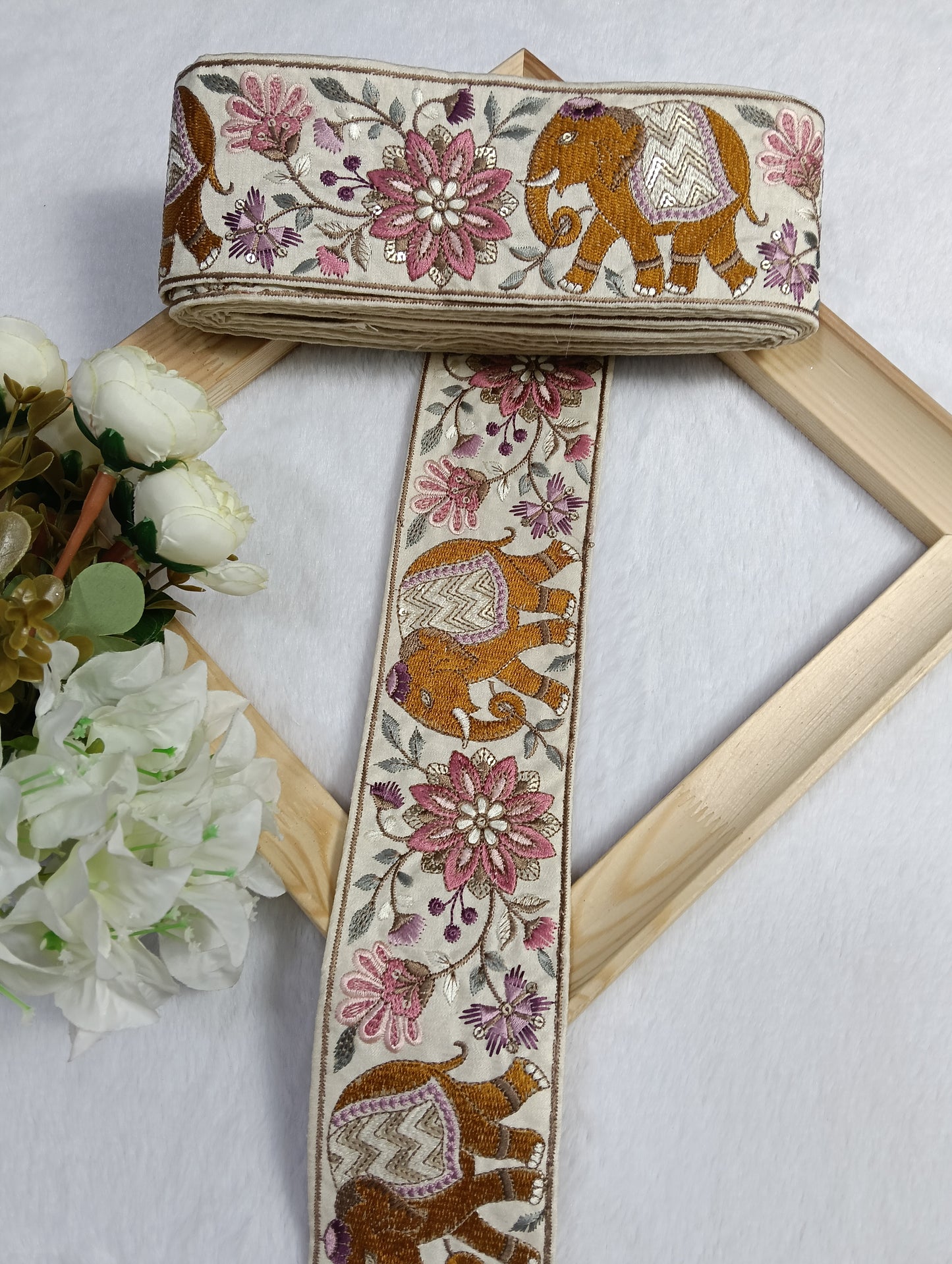 Embroidery Lace Jari Border JA14357