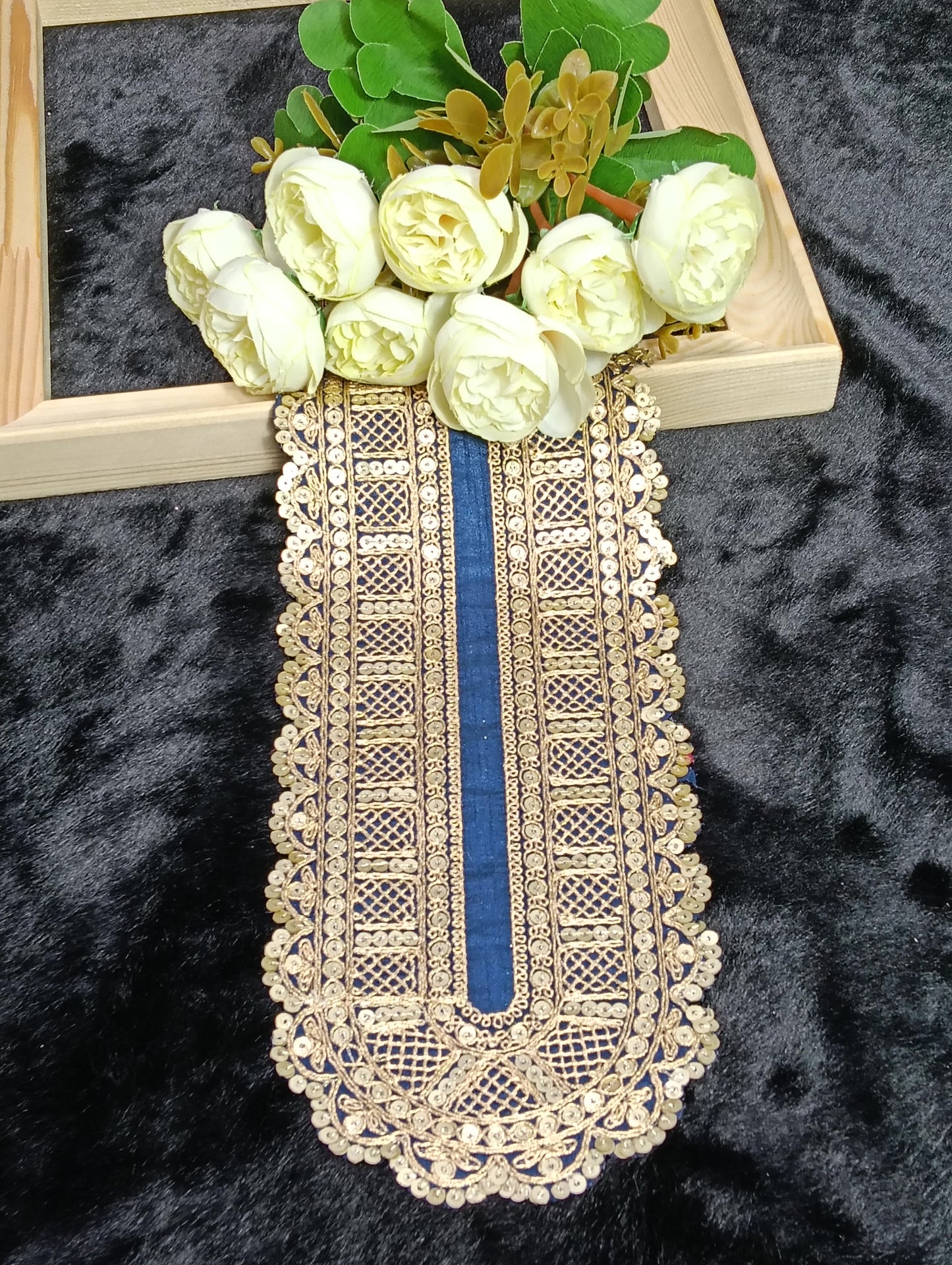 Embroidered Neck Patch Design NE809