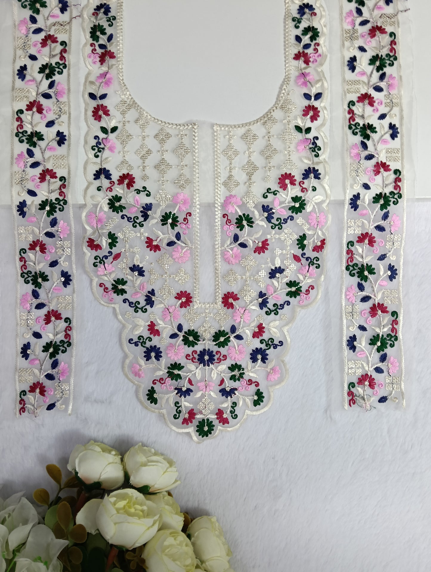 Embroidered Neck Patch Design NE1095