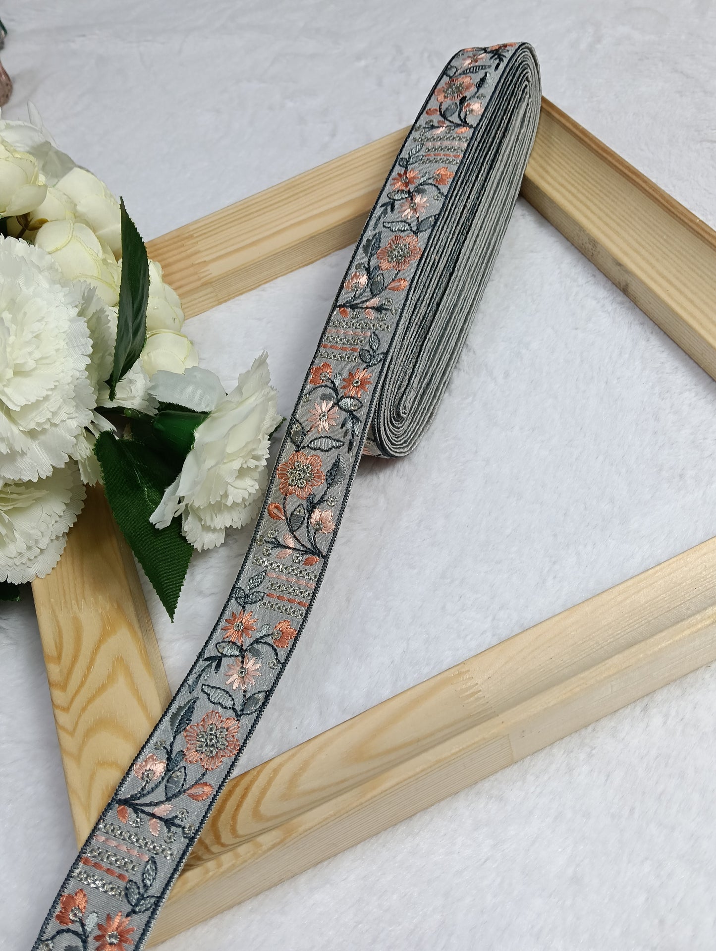 Embroidery Lace Jari Border JA14552