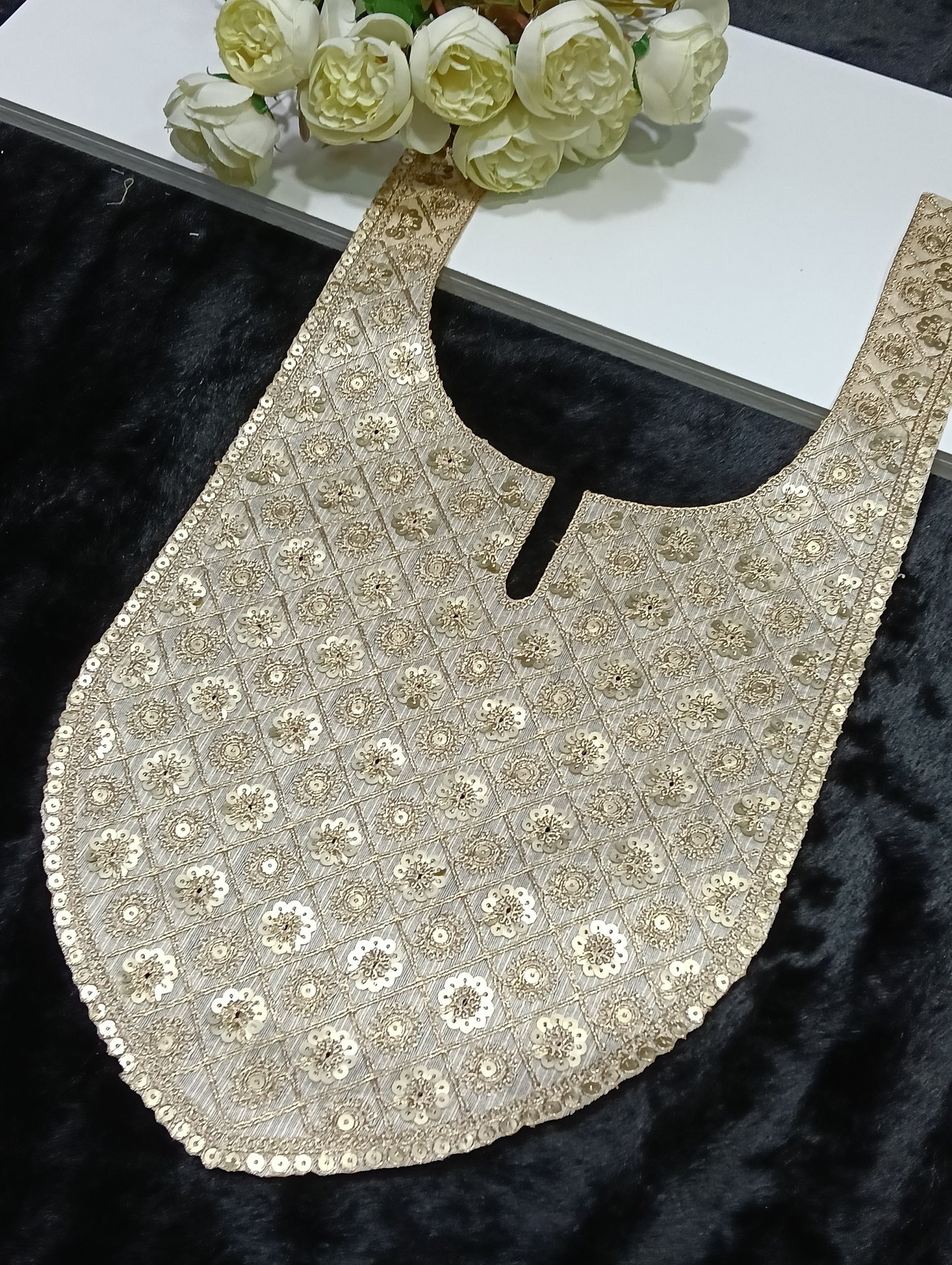 Embroidered Neck Patch Design NE131