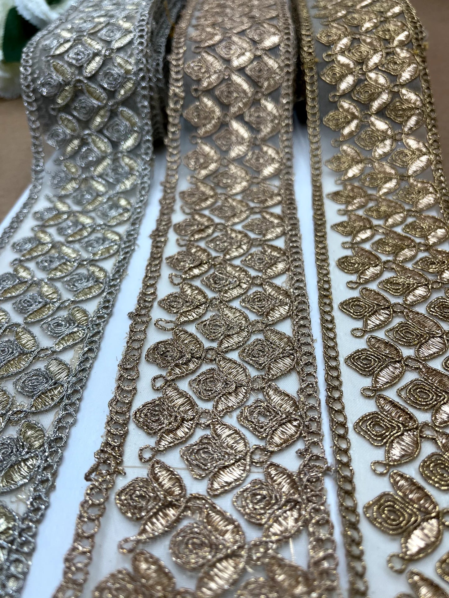 Intricate Cut-Work Lace — Flexible Designer Finishing CU1077