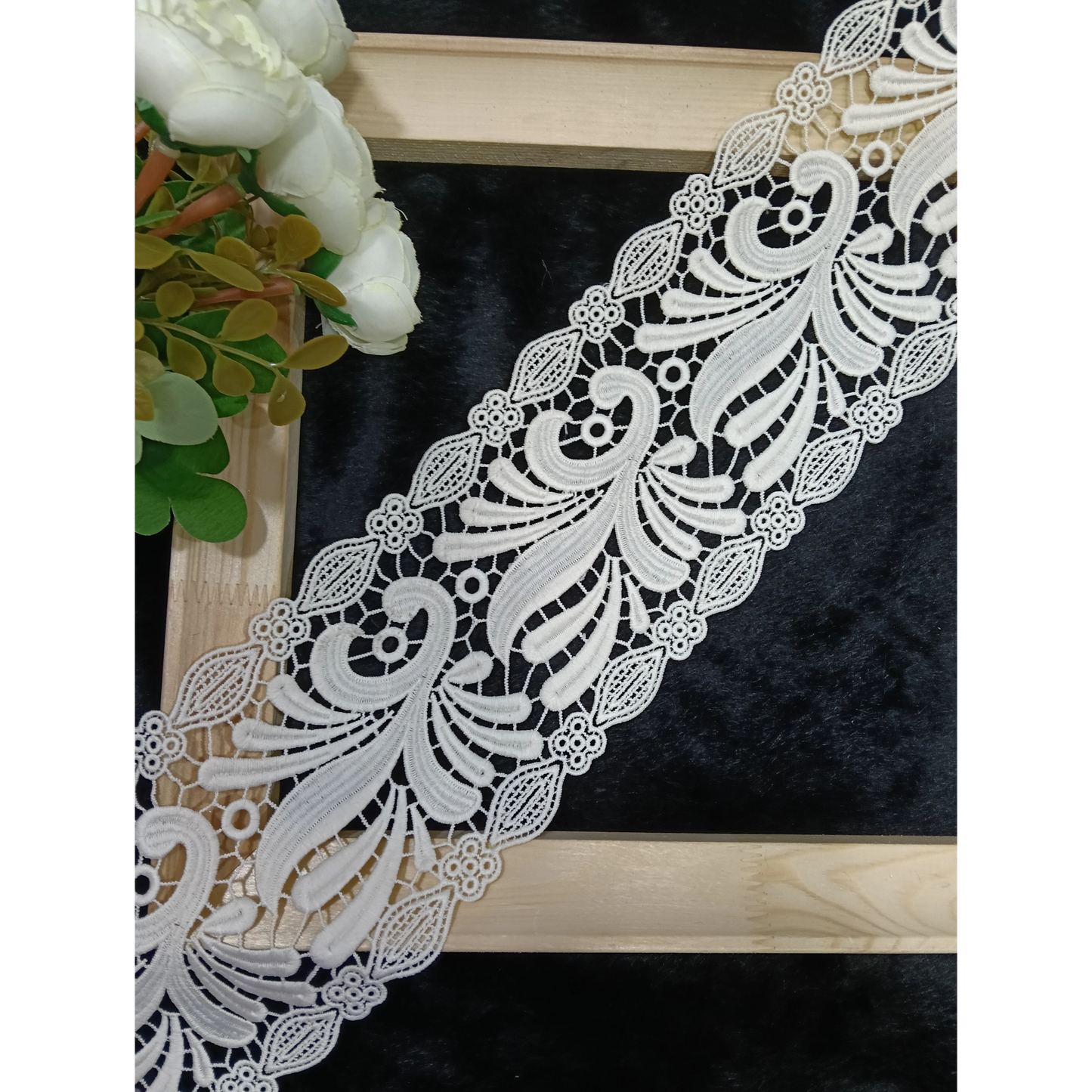Pure Crochet Lace — Everyday Boutique Casual Styling  CR4182