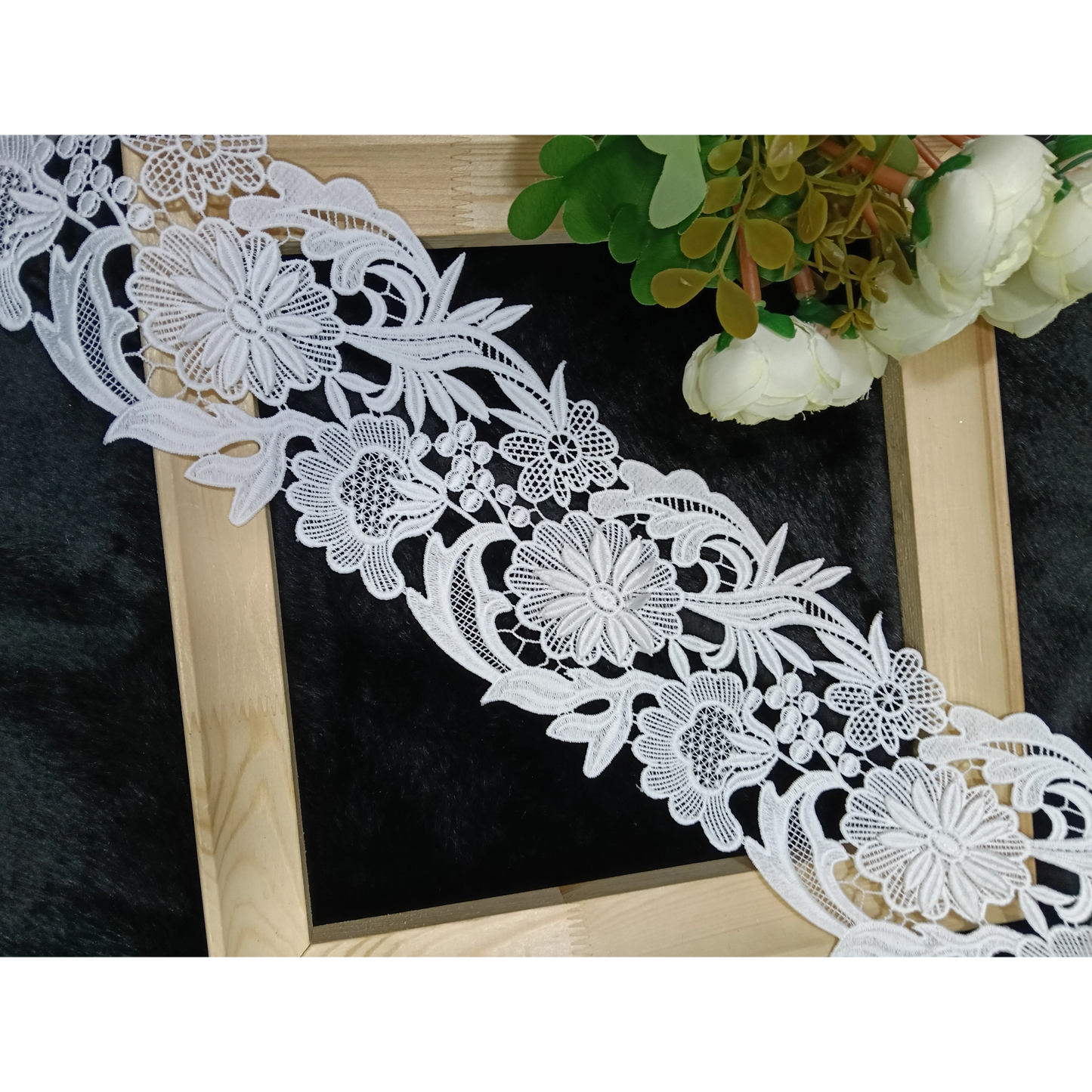 Pure Crochet Lace — Everyday Boutique Casual Styling CR4190