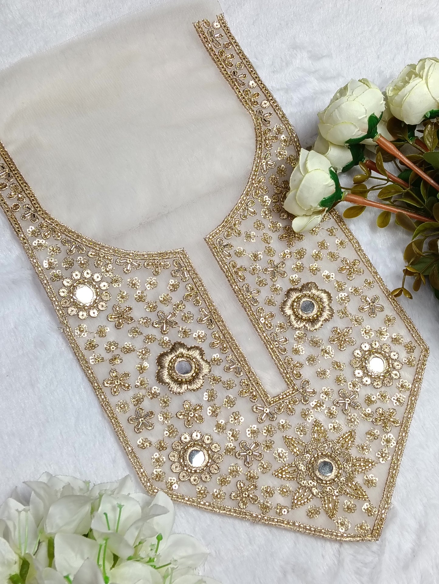 Embroidered Neck Patch Design NE1337