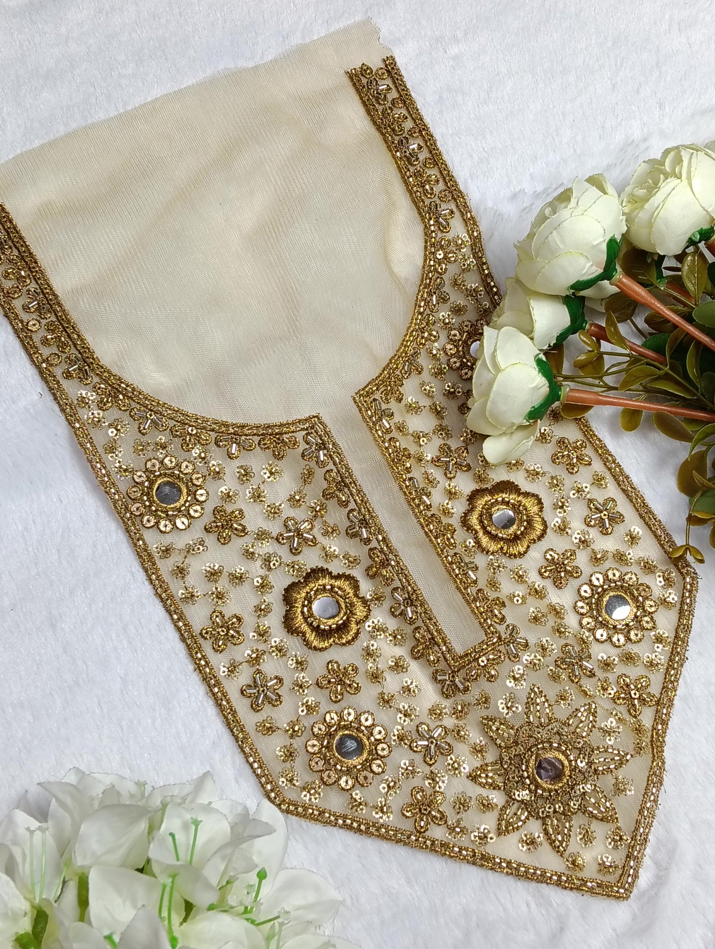Embroidered Neck Patch Design NE1337