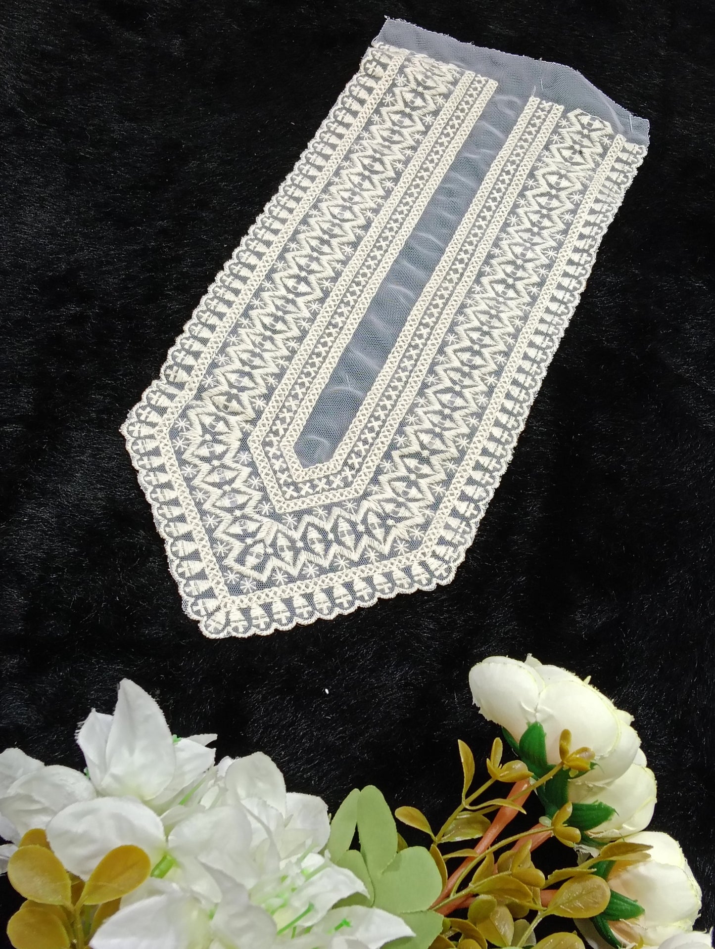 Sample Embroidered Neck Patch Design NE1385