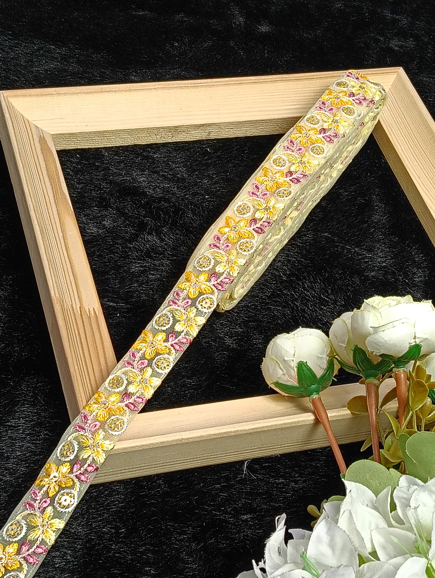 Embroidery Lace Jari Border