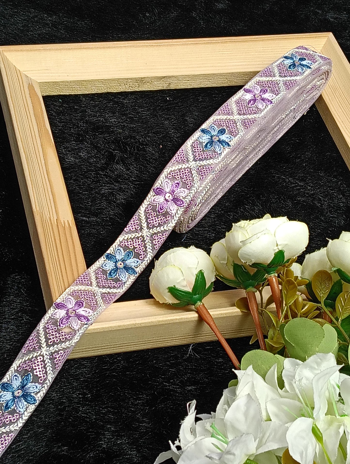 Embroidery Lace Jari Border