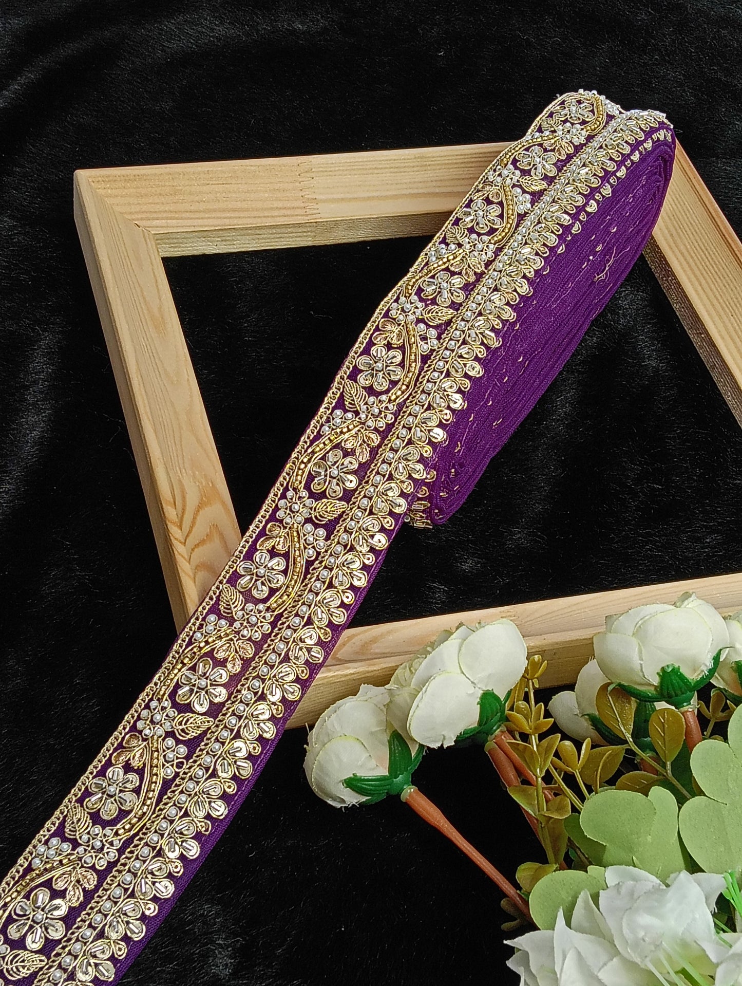 Embroidery Lace Jari Border