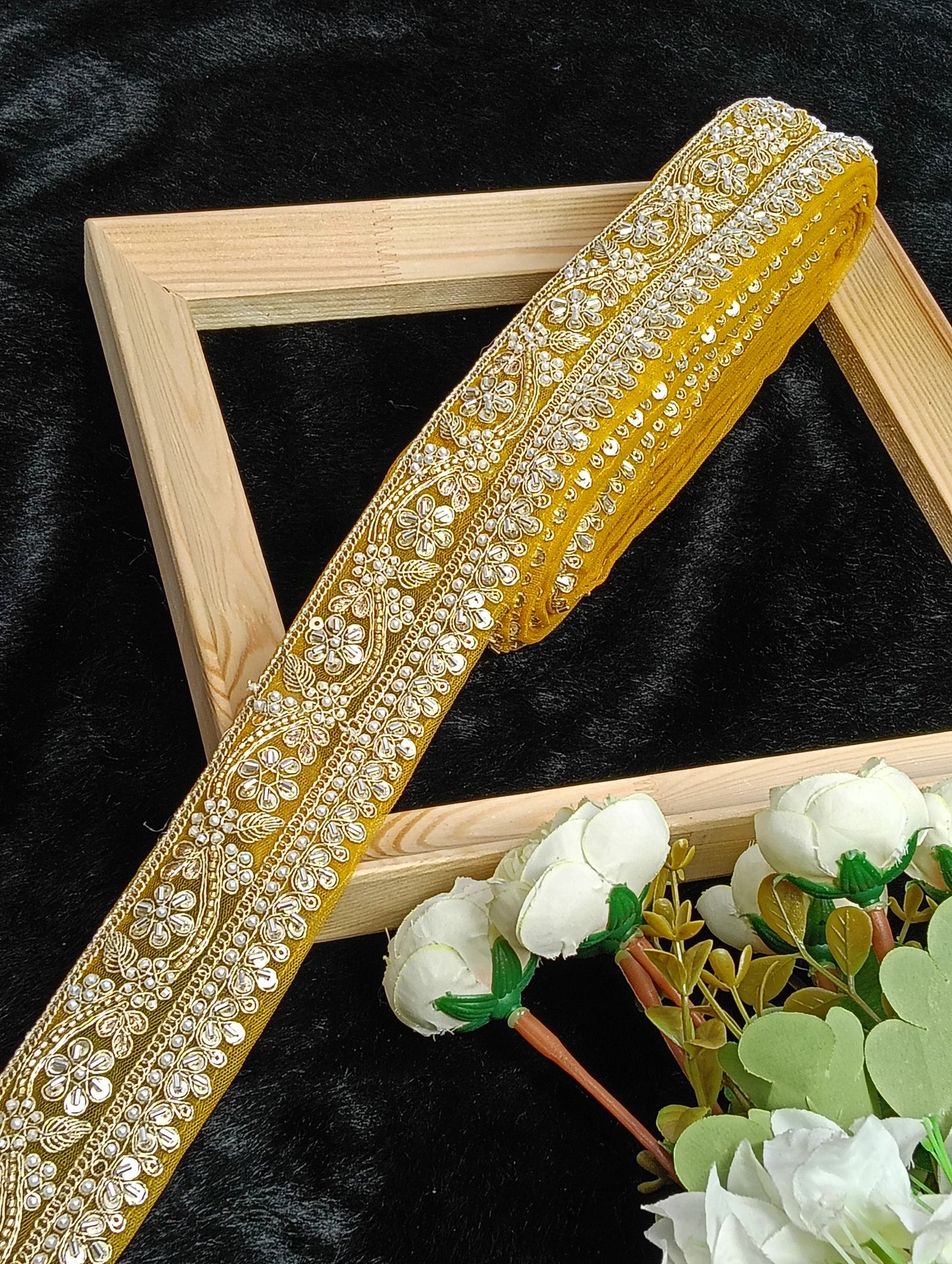 Embroidery Lace Jari Border