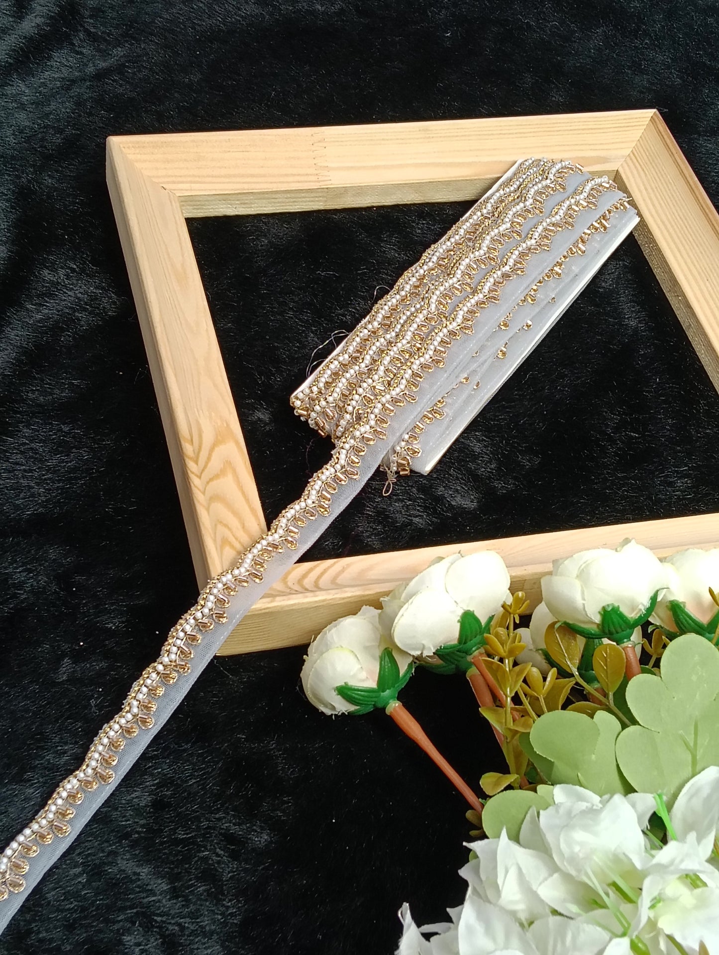 Embroidery Lace Jari Border
