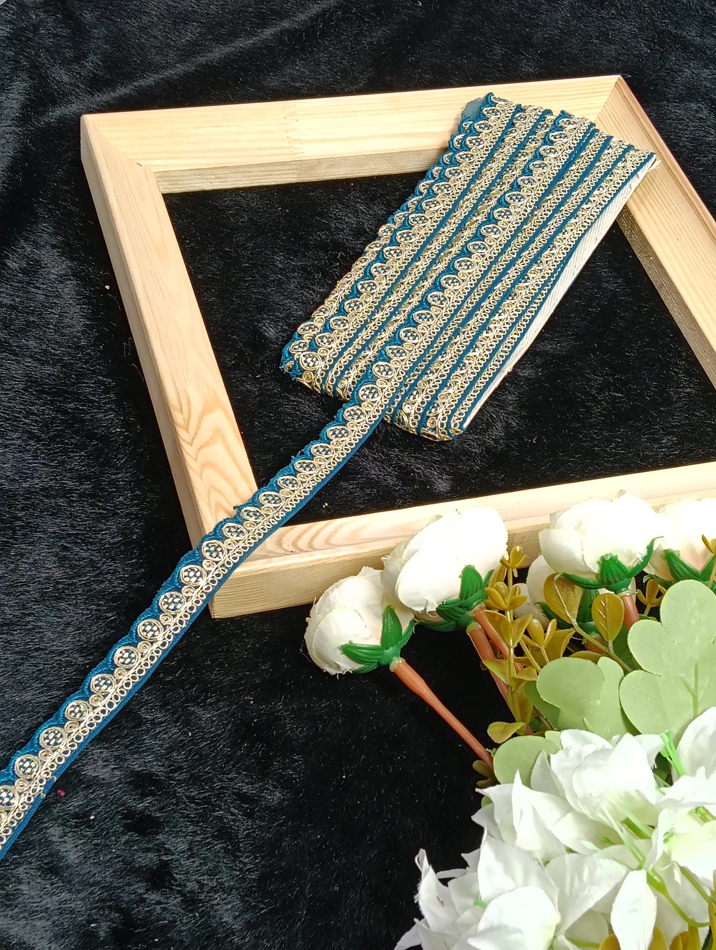 Embroidery Lace Jari Border (Copy)