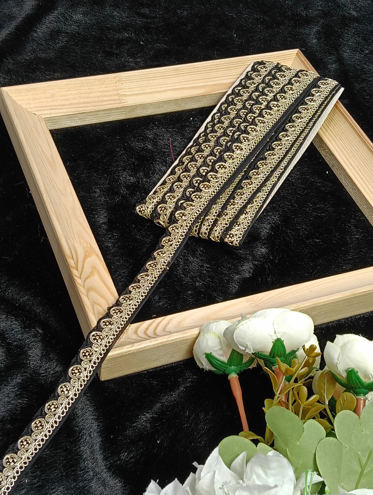 Embroidery Lace Jari Border (Copy)