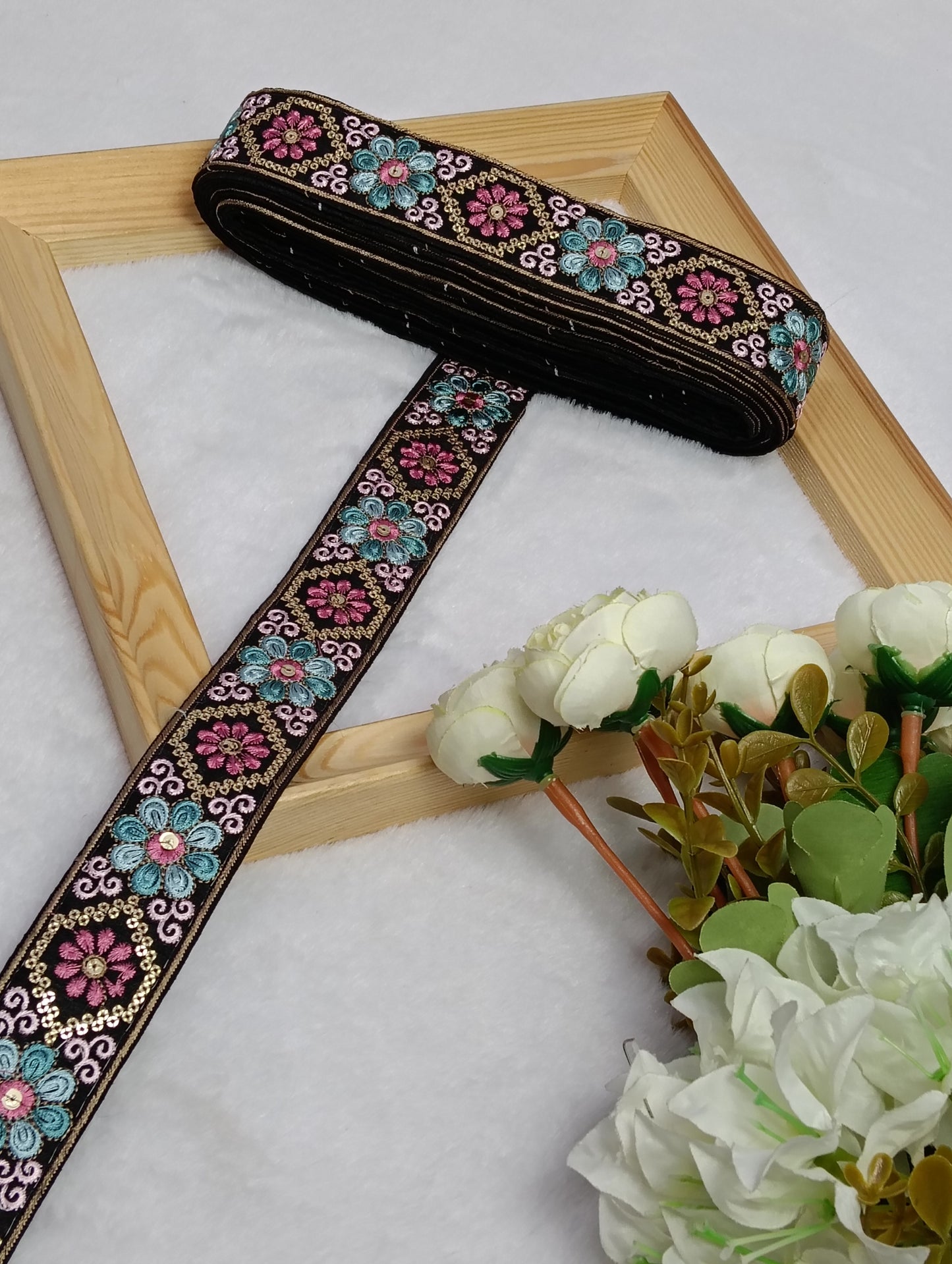 Embroidery Lace Jari Border