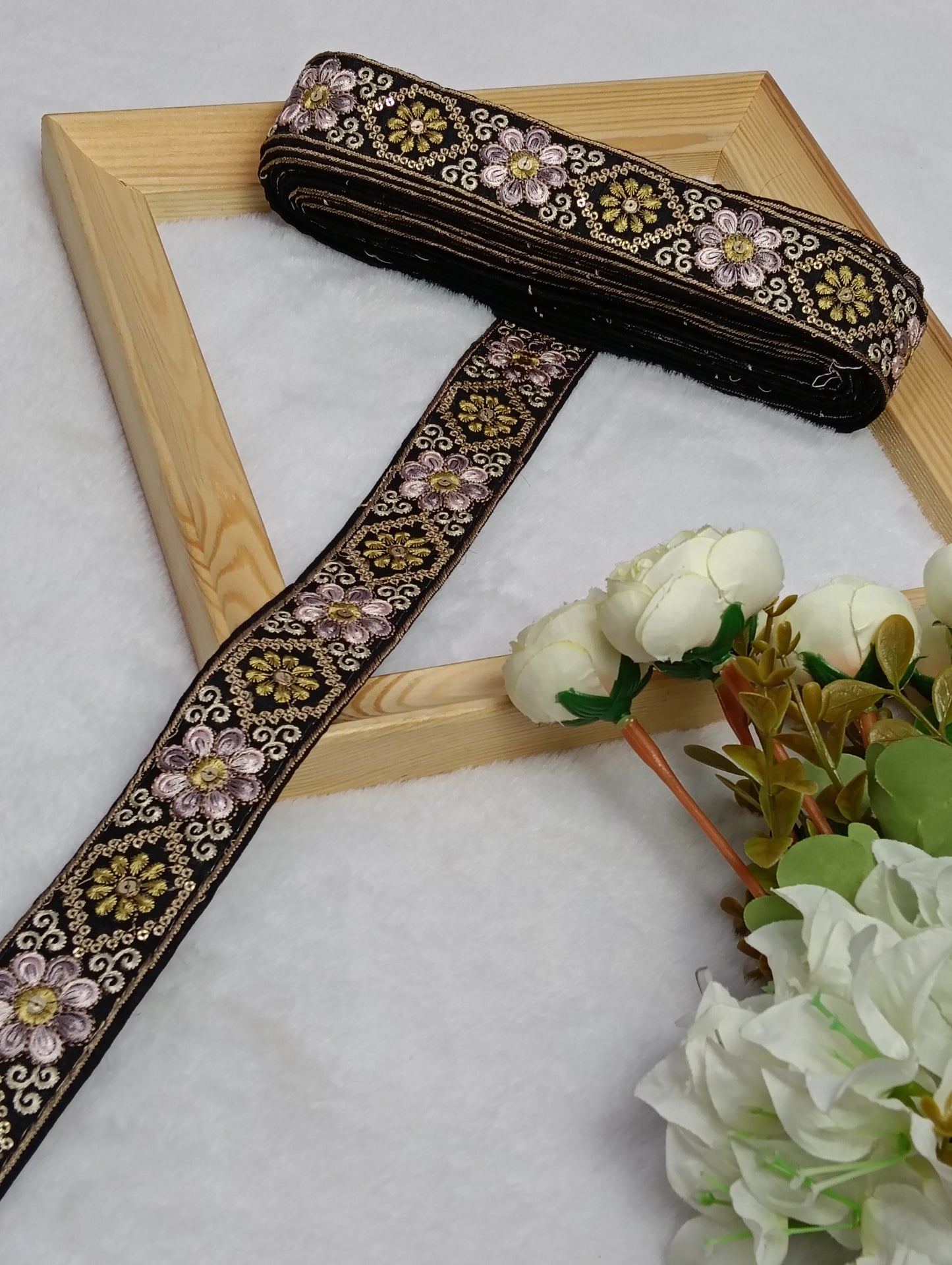 Embroidery Lace Jari Border