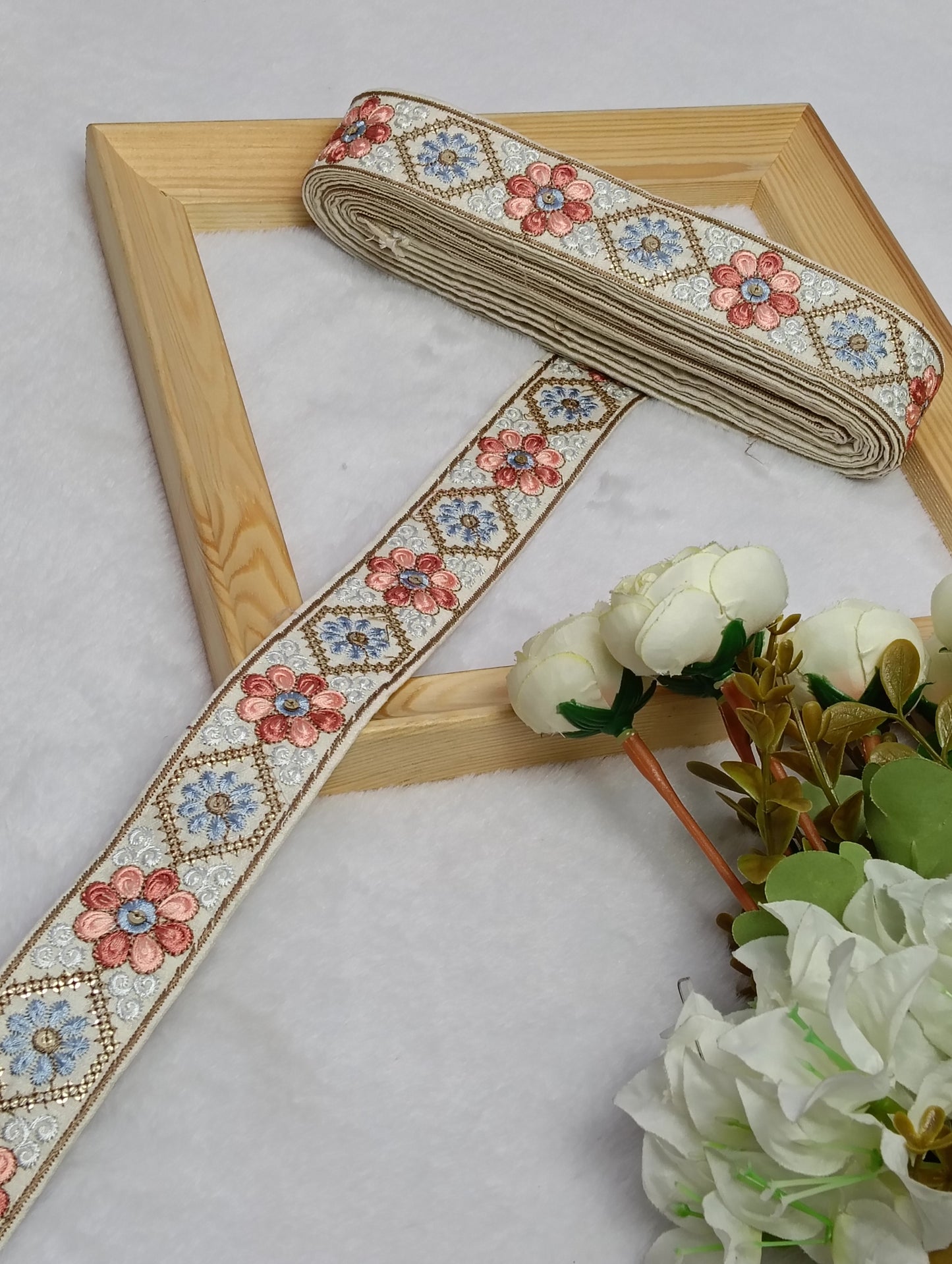 Embroidery Lace Jari Border
