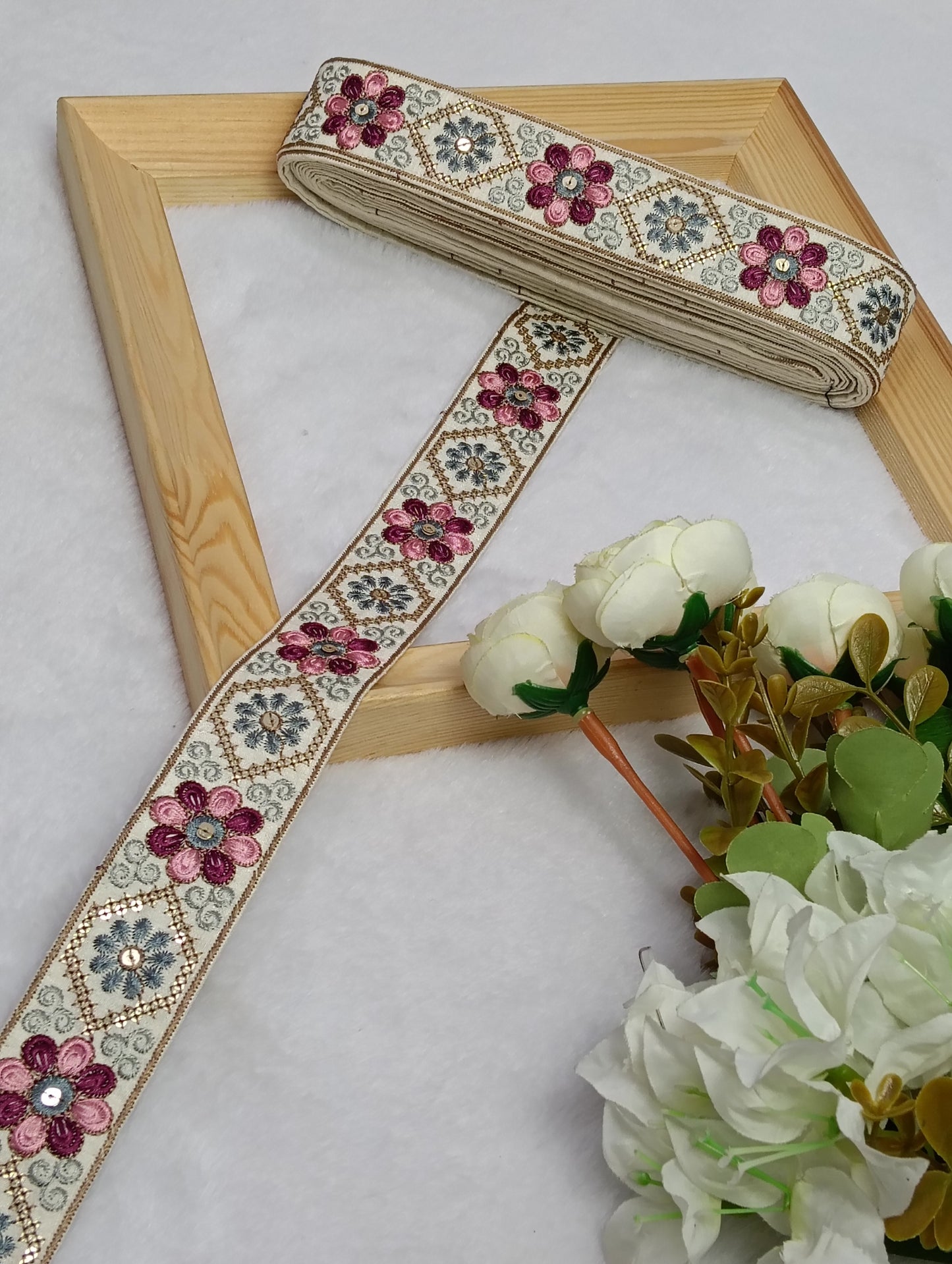 Embroidery Lace Jari Border
