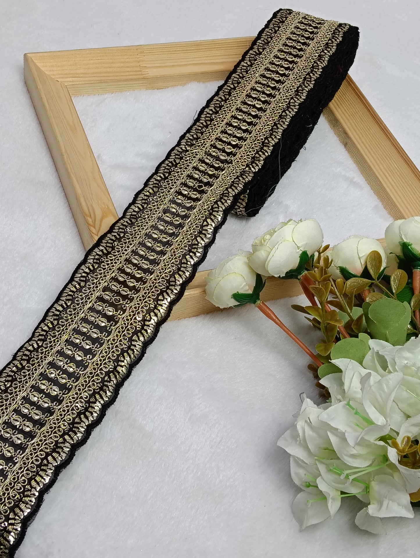 Embroidery Lace Jari Border