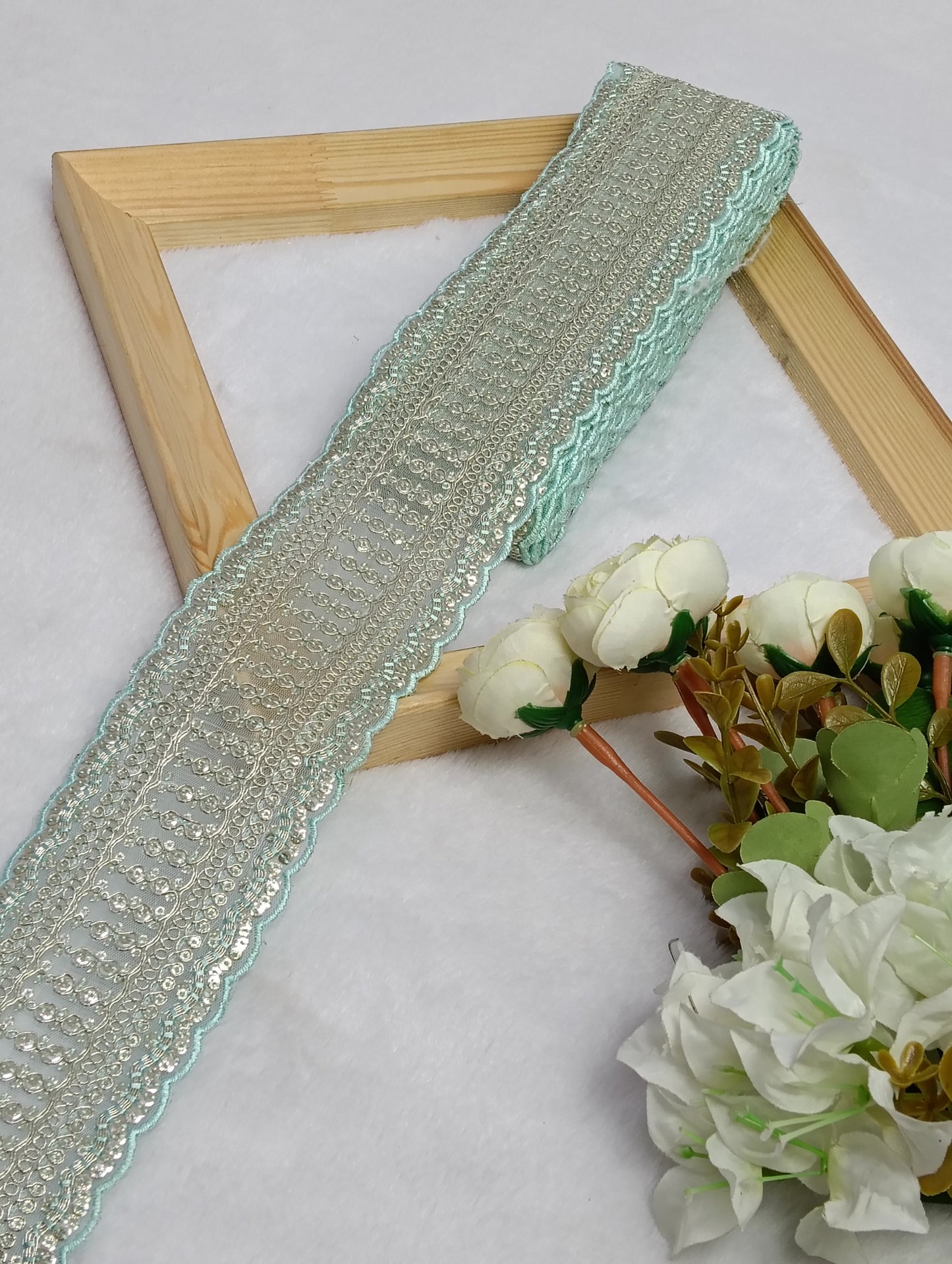 Embroidery Lace Jari Border