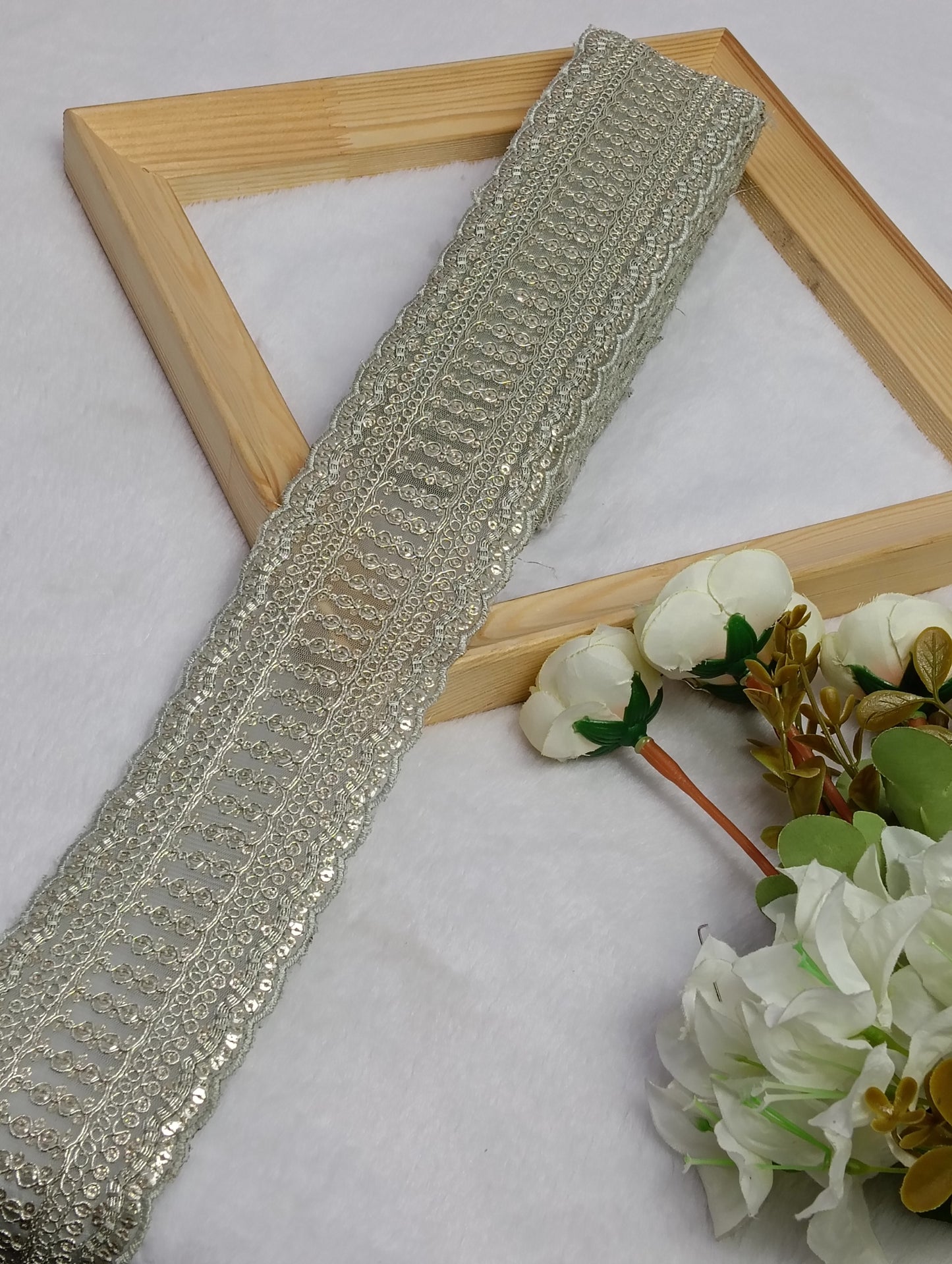 Embroidery Lace Jari Border
