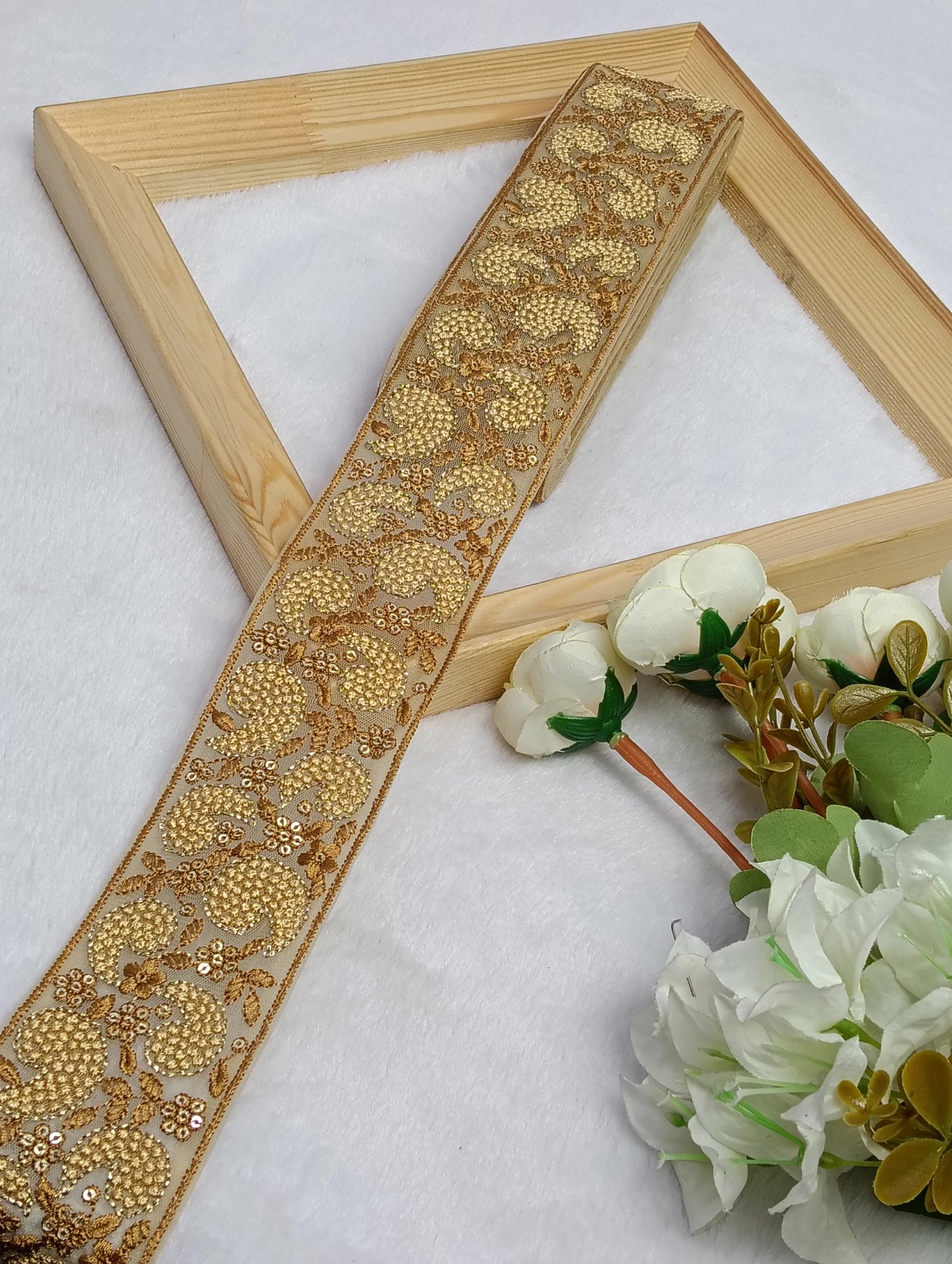 Embroidery Lace Jari Border