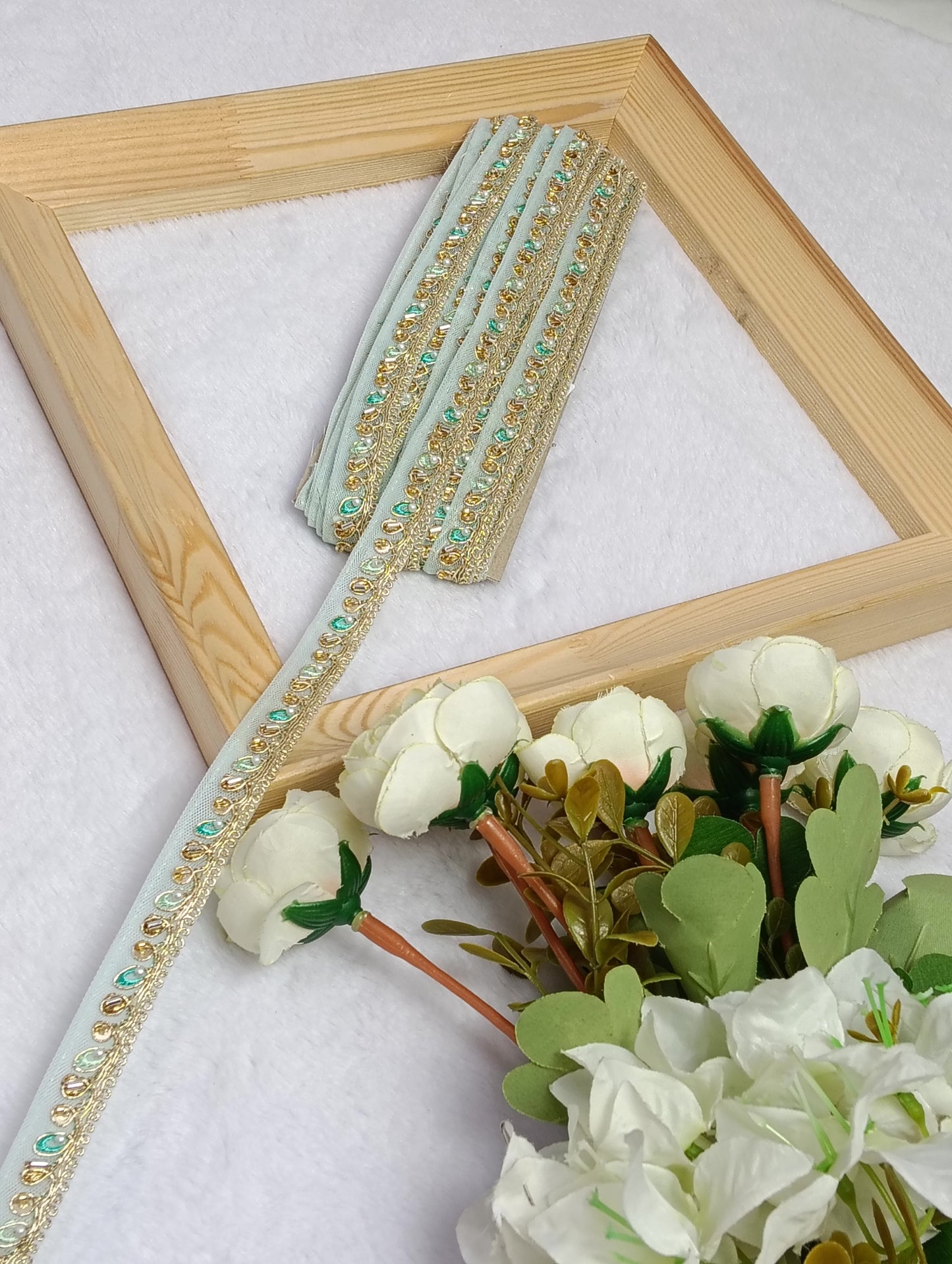 Embroidery Lace Jari Border