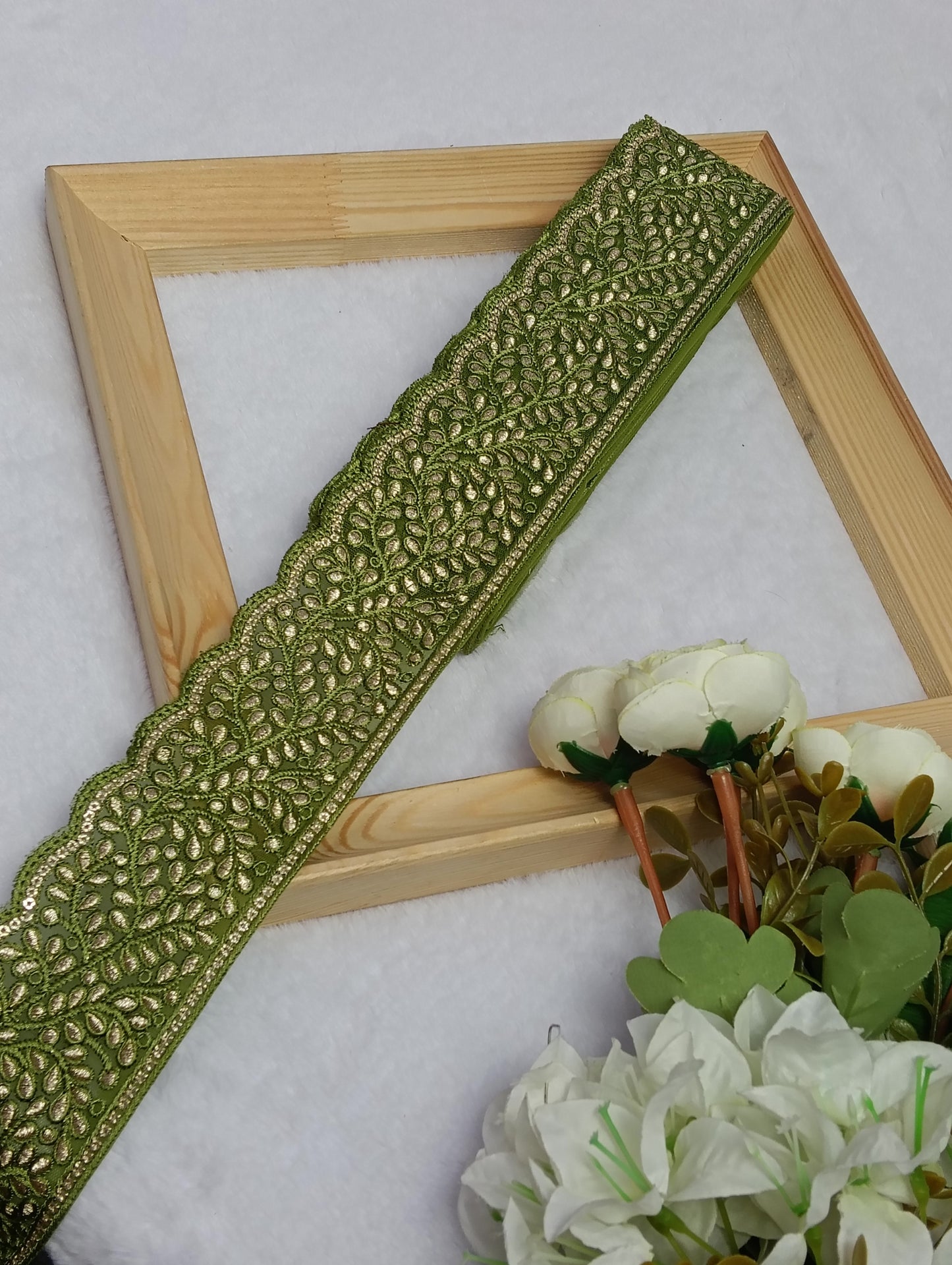 Embroidery Lace Jari Border