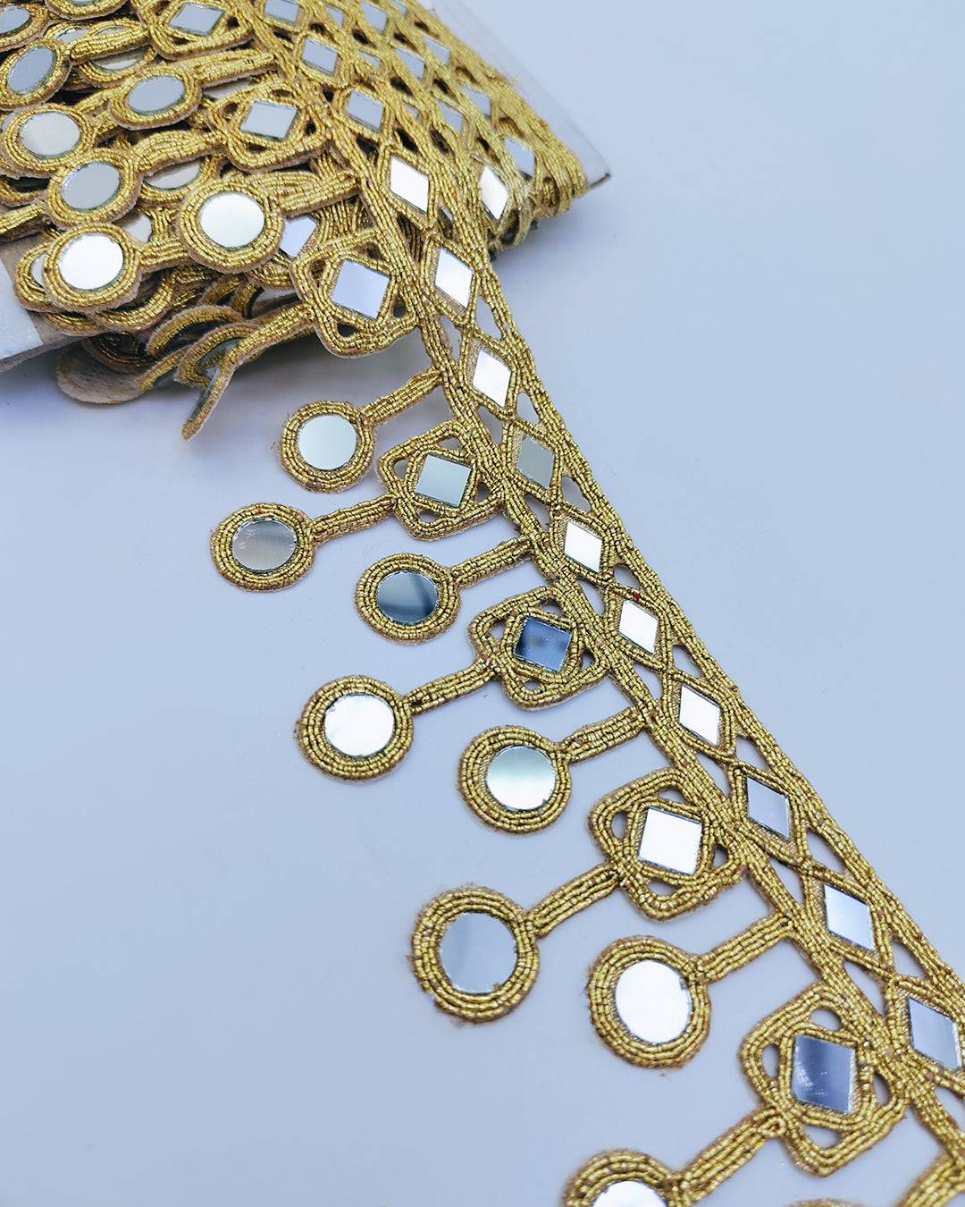 Mirror border - Bharat trading