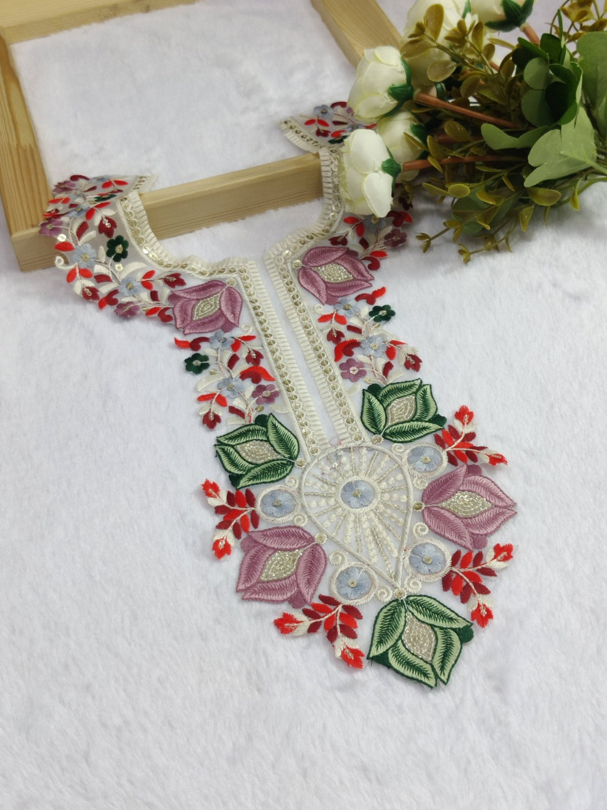 Embroidered Neck Patch Design NE1026 - Artiza Lace
