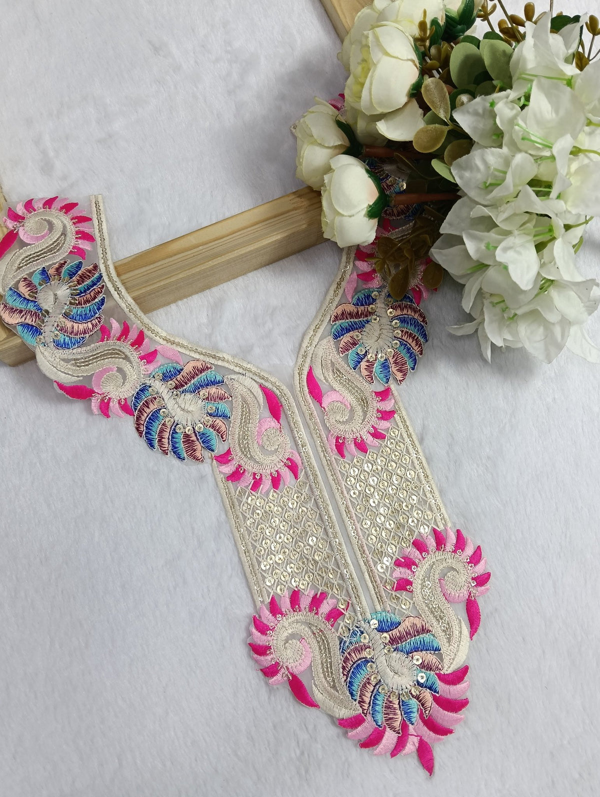 Embroidered Neck Patch Design NE1051 - Artiza Lace