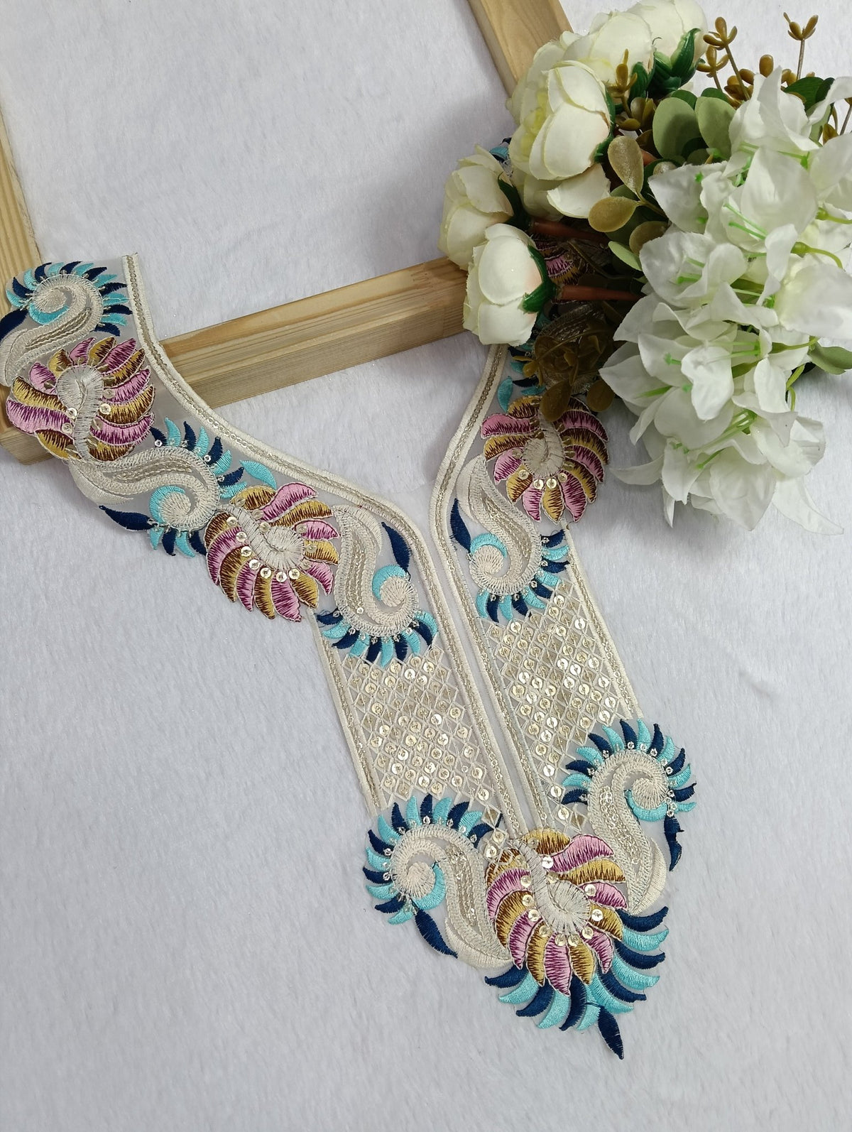 Embroidered Neck Patch Design NE1051 - Artiza Lace
