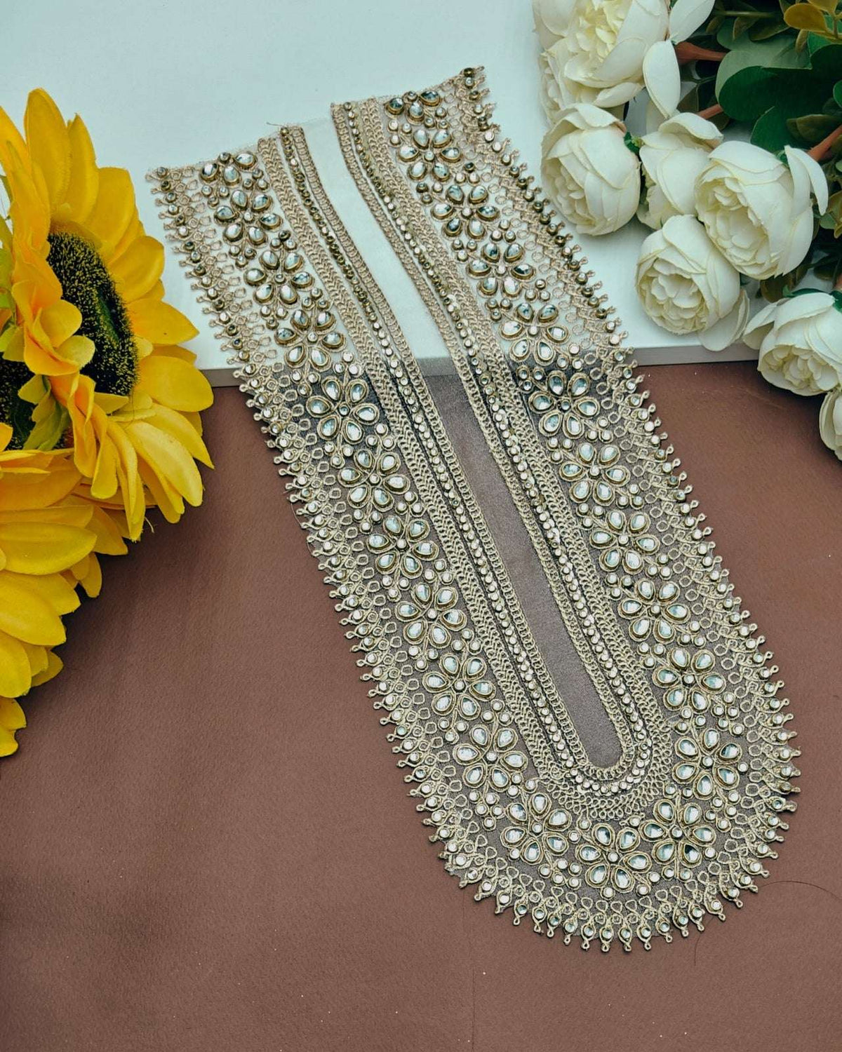 Embroidered Neck Patch Design NE1066 - Artiza Lace