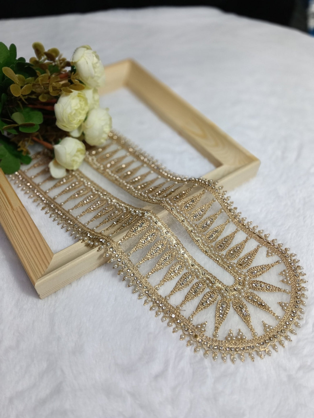 Embroidered Neck Patch Design NE1071 - Artiza Lace