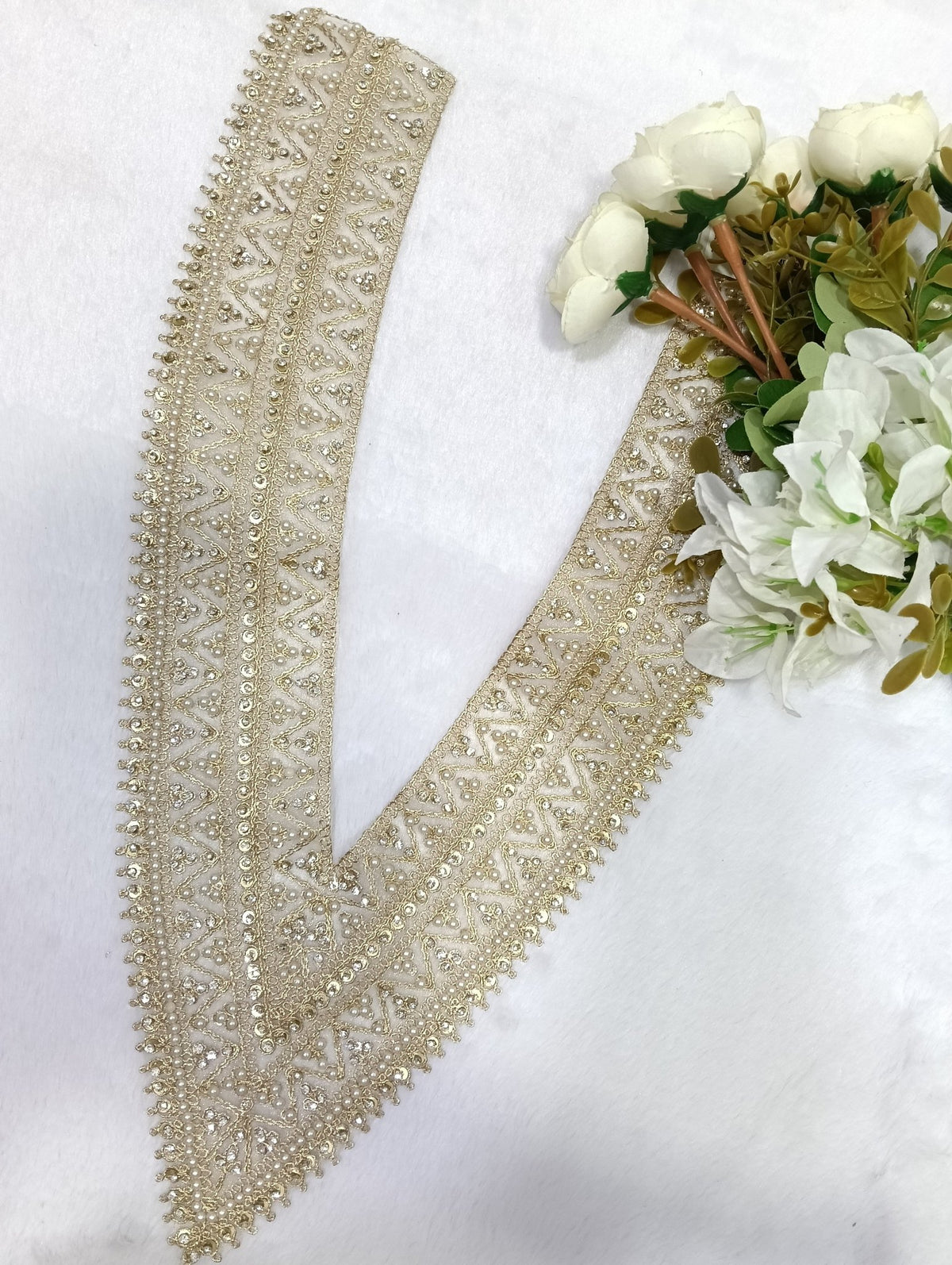 Embroidered Neck Patch Design NE1082 - Artiza Lace