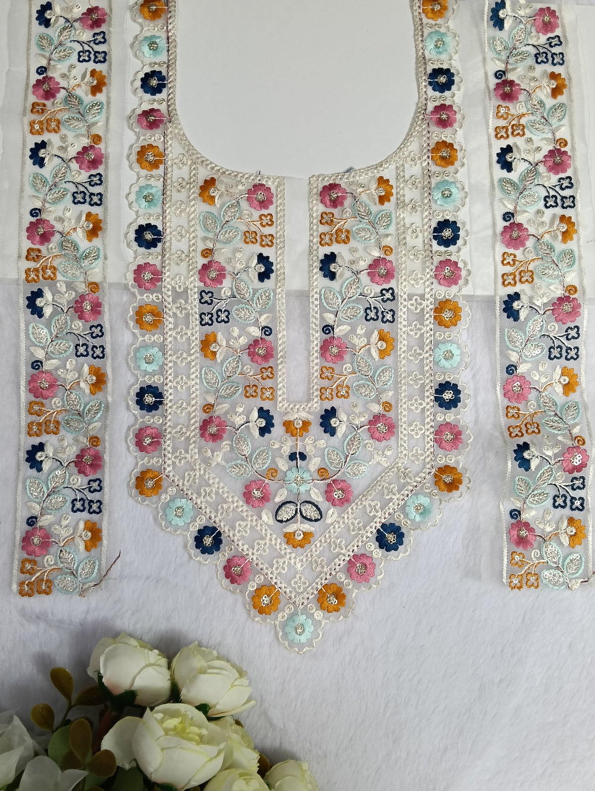 Embroidered Neck Patch Design NE1096 - Artiza Lace