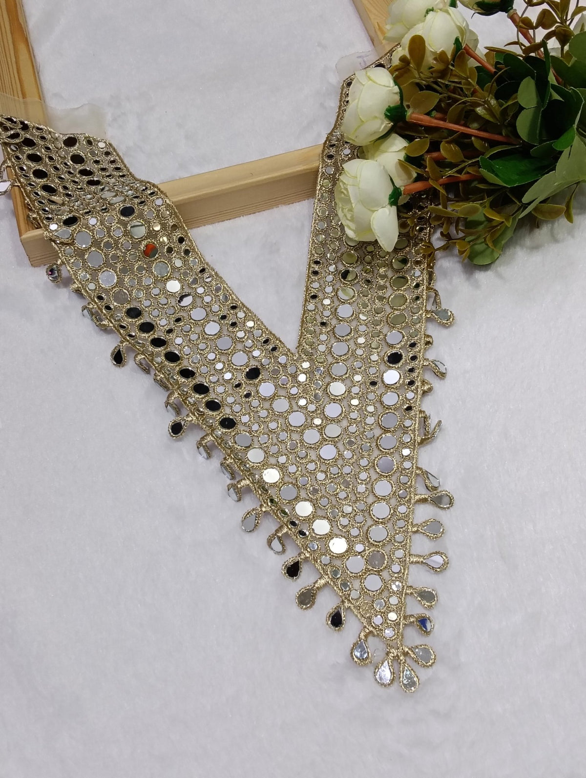 Embroidered Neck Patch Design NE1221 - Artiza Lace
