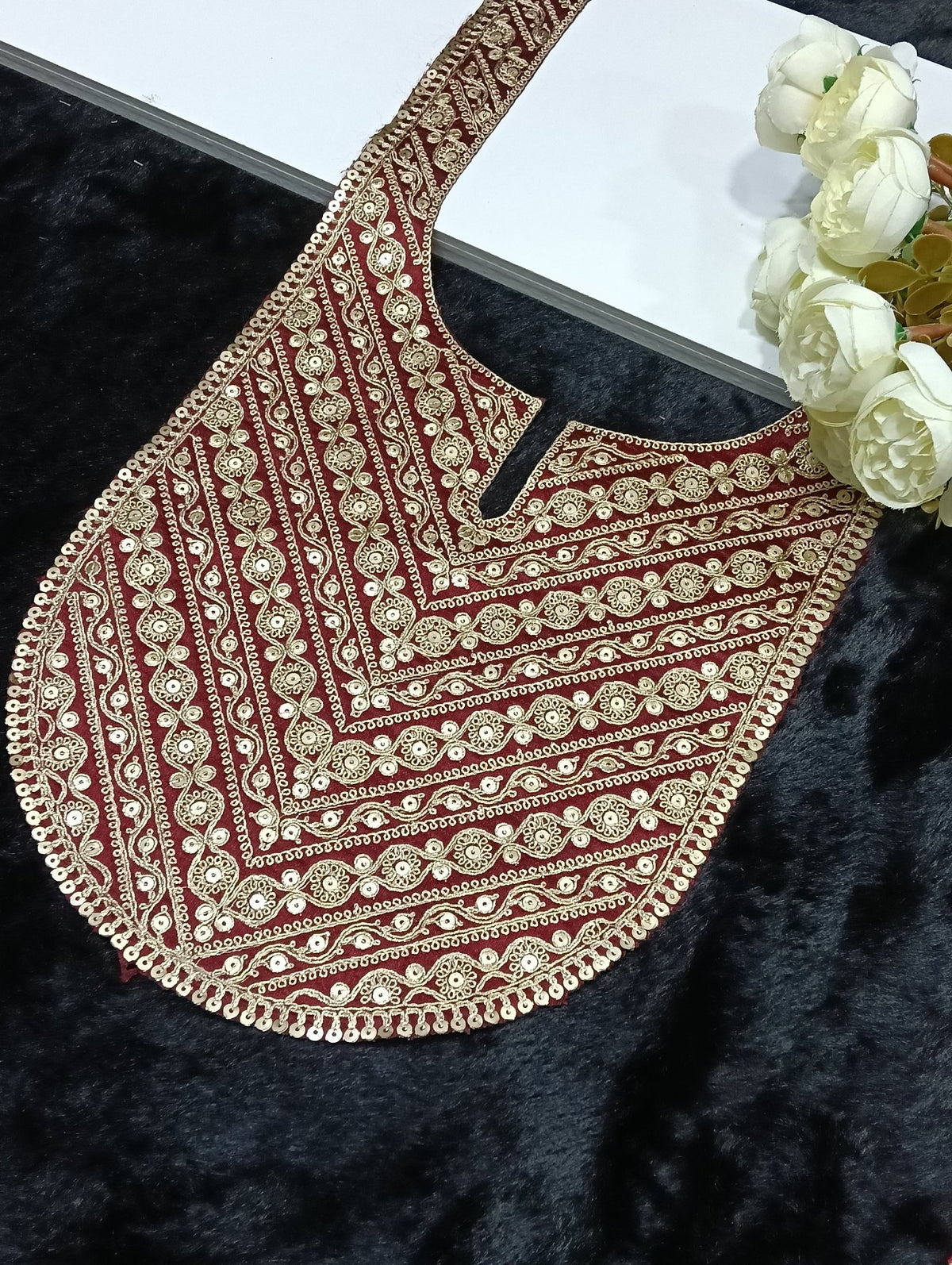 Embroidered Neck Patch Design NE130 - Artiza Lace