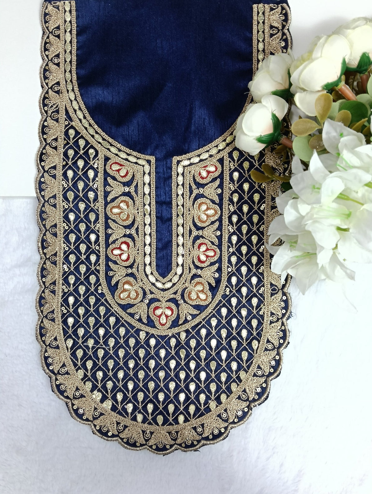 Embroidered Neck Patch Design NE1308 - Artiza Lace