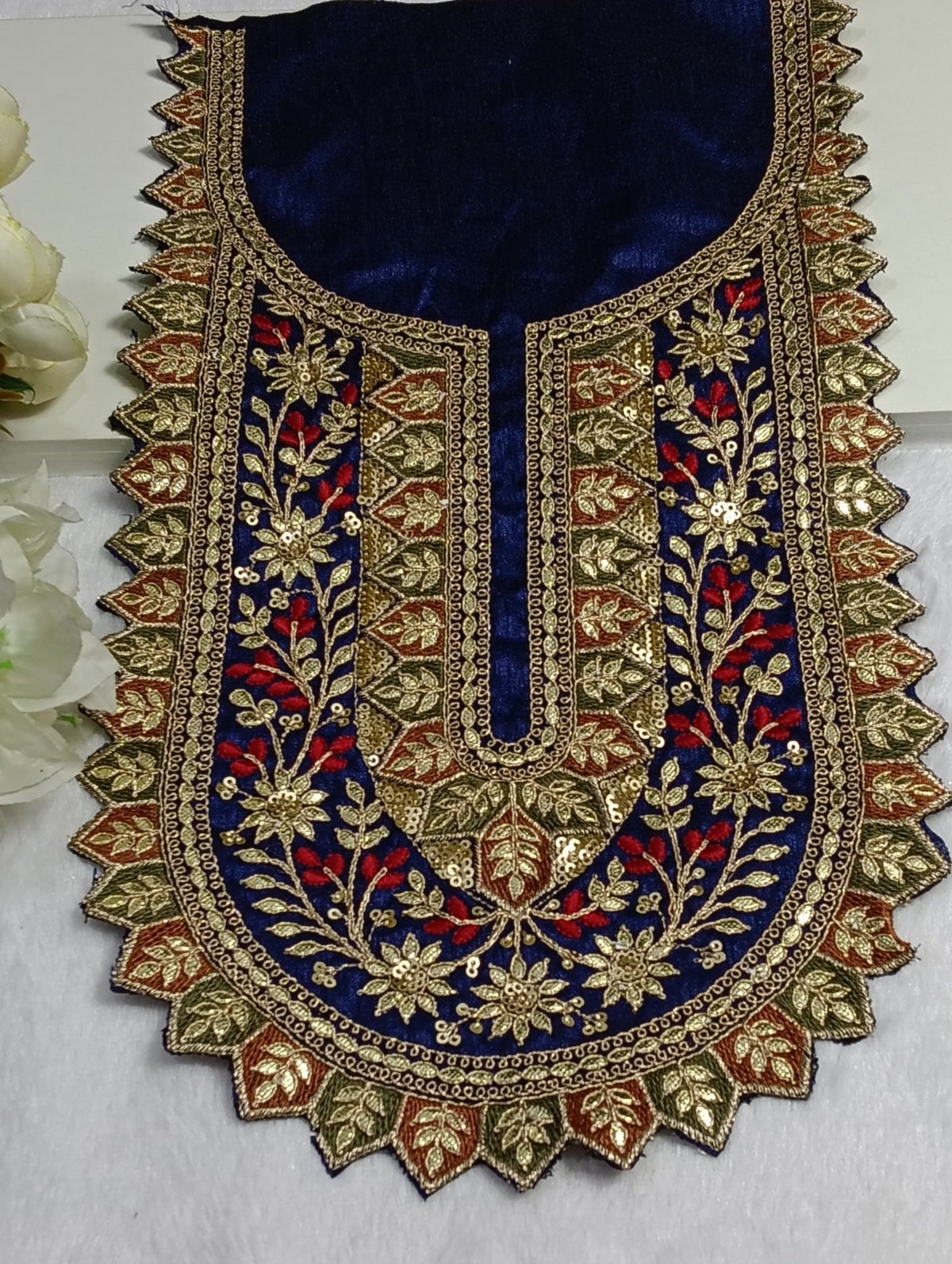 Embroidered Neck Patch Design NE1315 - Artiza Lace